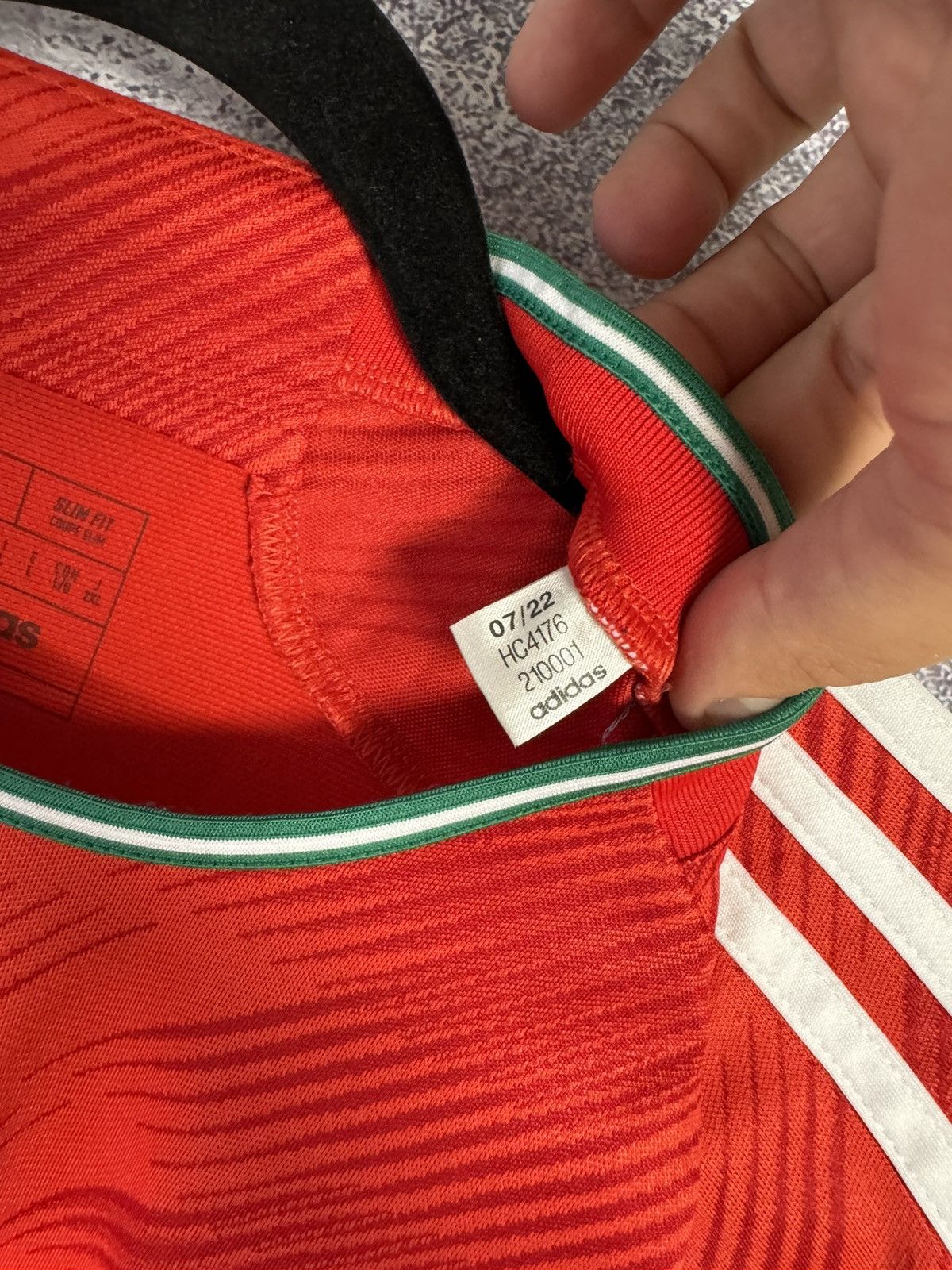 Adidas Wales National Team 2022 Adidas Soccer Jersey Large Size US L / EU 52-54 / 3 - 9 Thumbnail