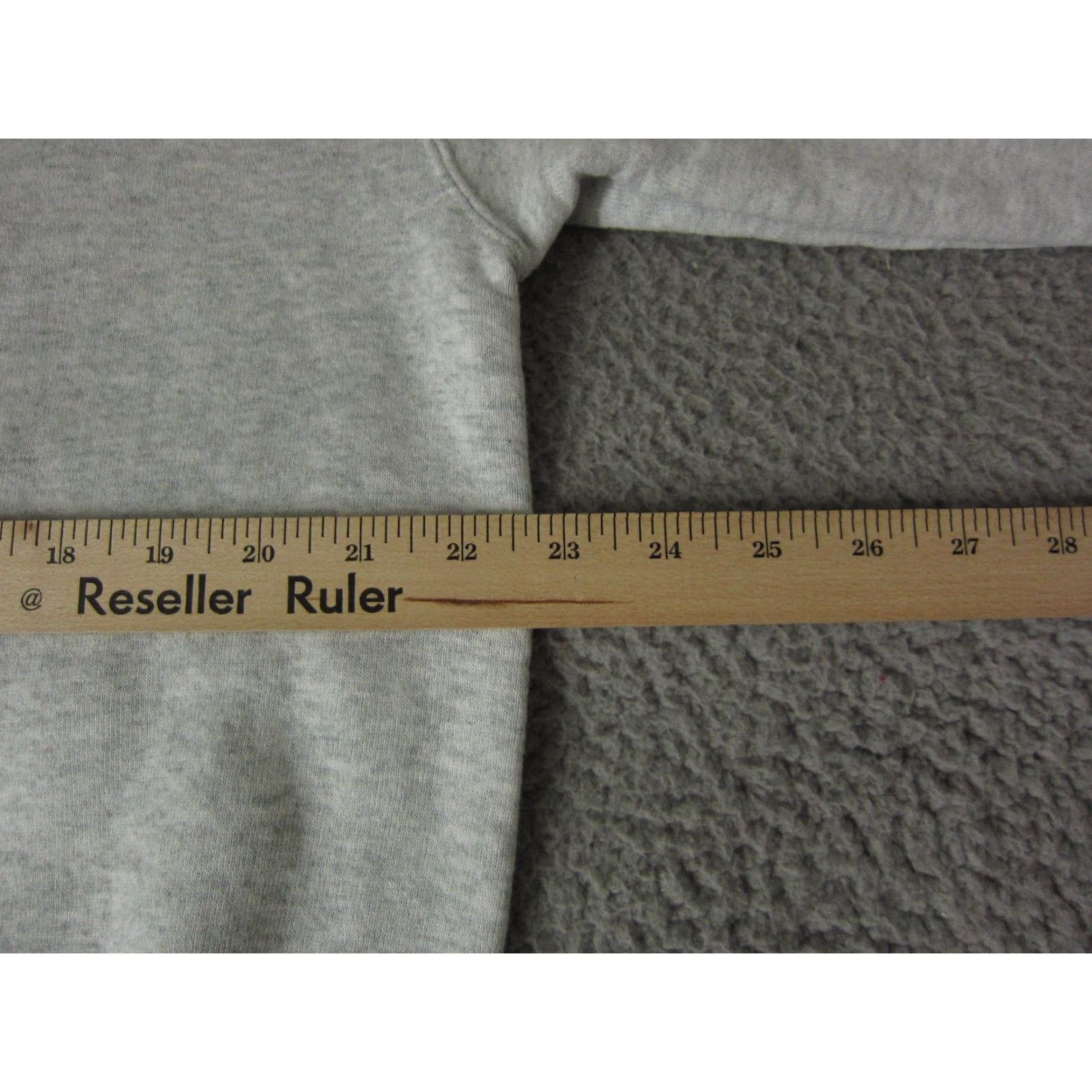 Vintage VINTAGE TV Guide Sweatshirt Mens Large Gray 90s Pullover Knit Logo Size US L / EU 52-54 / 3 - 6 Thumbnail