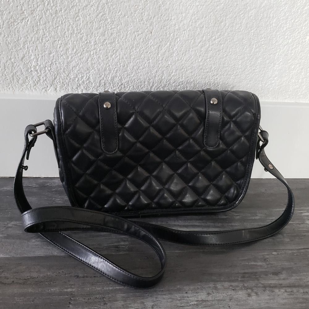 Designer Black Quilted Love Culture Crossbody Size ONE SIZE - 2 Thumbnail