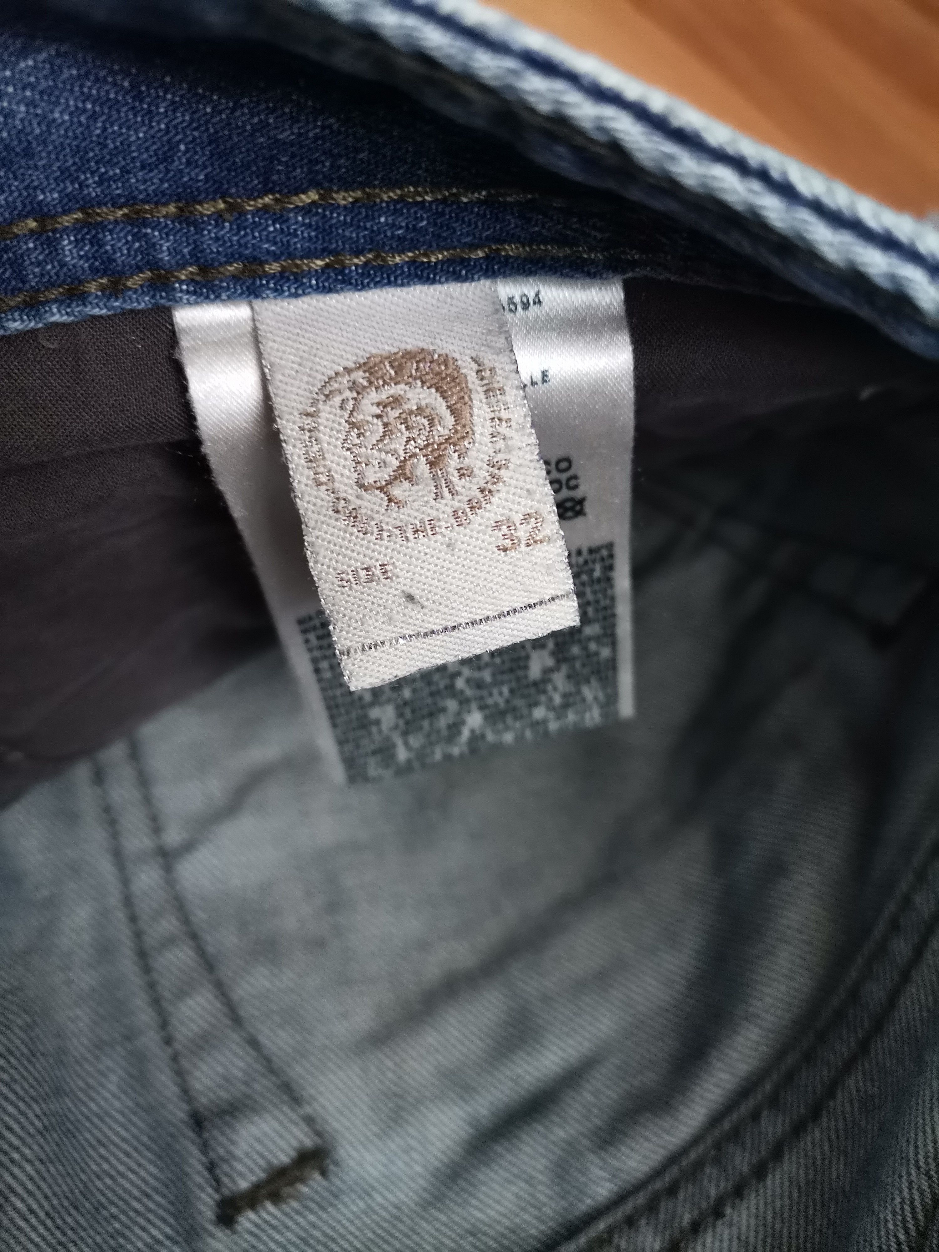 Diesel Diesel Larkee Distressed Jeans Size US 32 / EU 48 - 3 Thumbnail