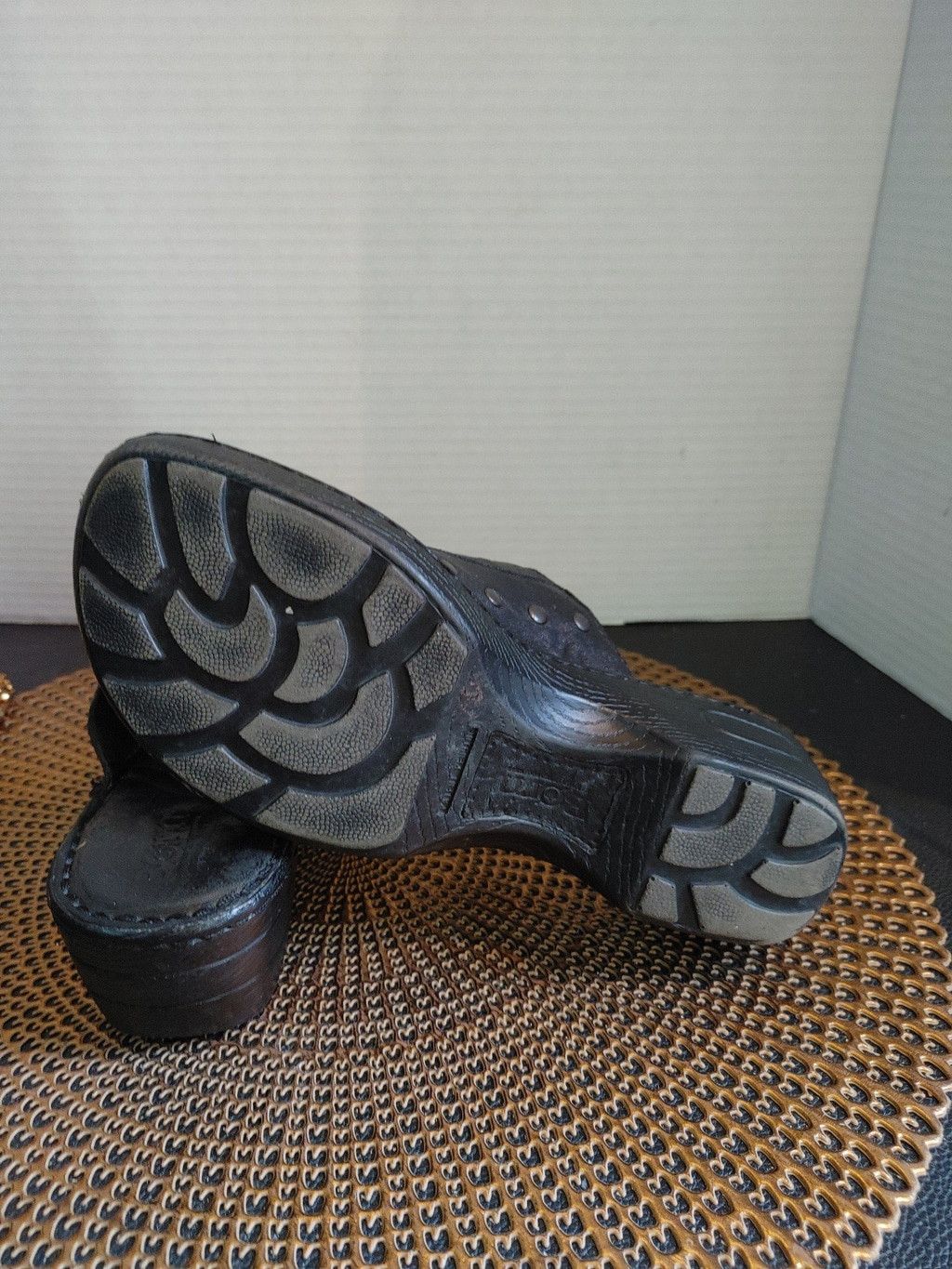 Born Born Marley Studded Leather Mules Size 8 Size US 8.5 / IT 38.5 - 6 Thumbnail