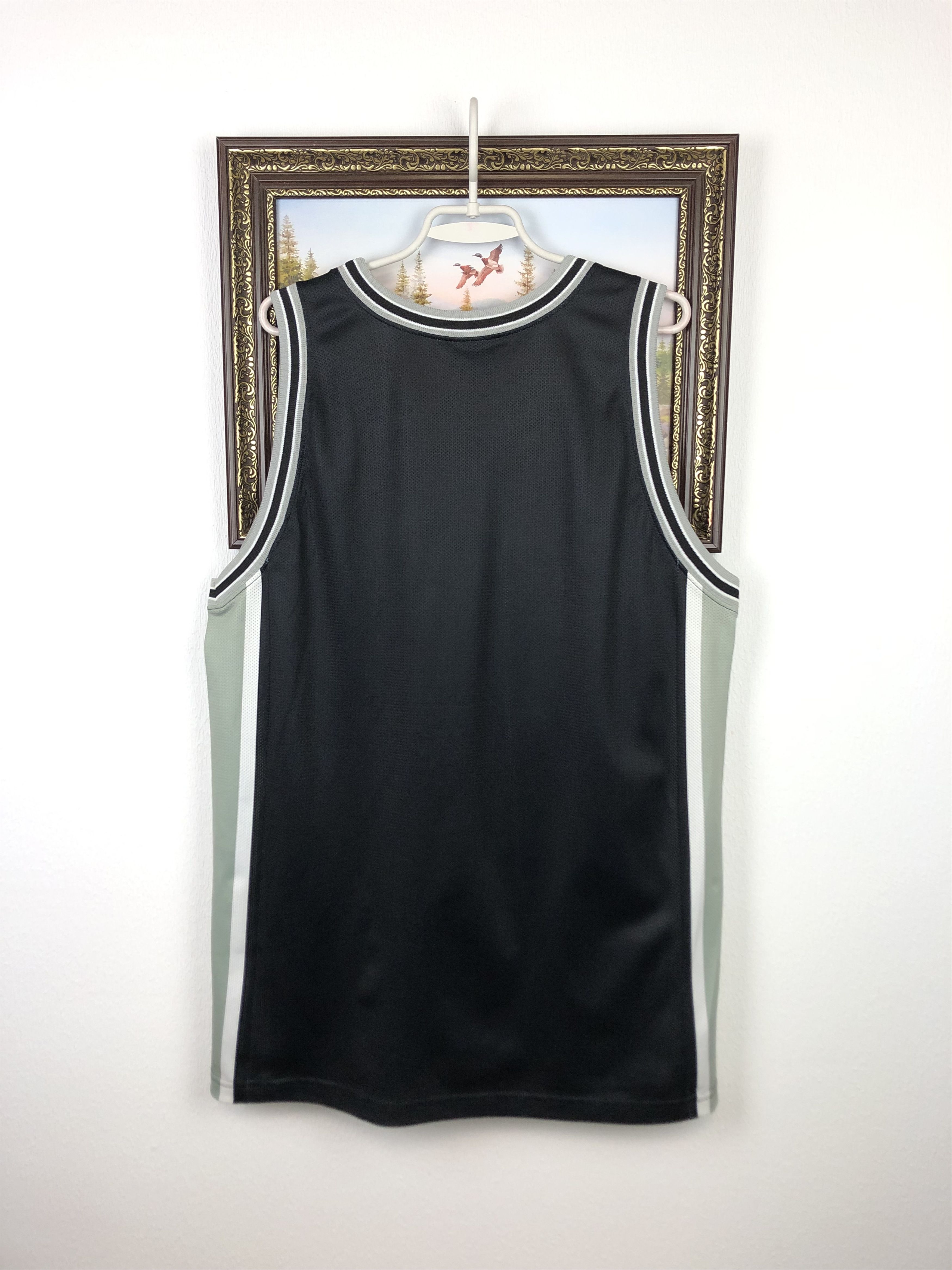 Champion Vintage Champion San Antonio Spurs NBA Jersey Black Shirt Size US XL / EU 56 / 4 - 8 Thumbnail
