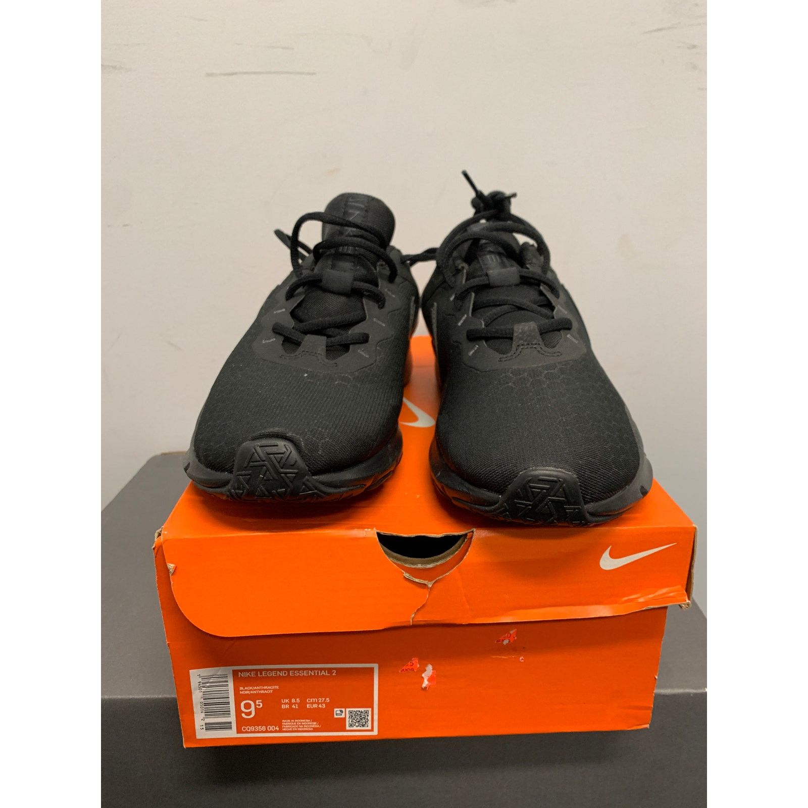 Nike Nike Legend Essential 2 Women's Workout Shoes Size 9.5 NEW Size US 9.5 / IT 39.5 - 2 Thumbnail