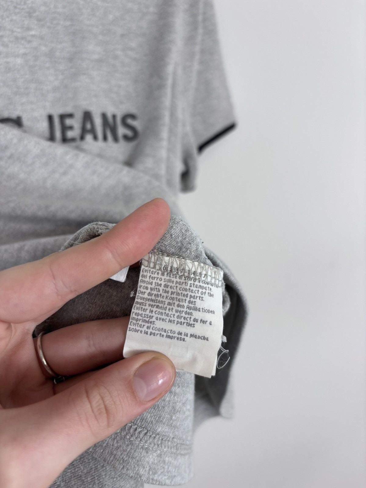 Iceberg Vintage Iceberg Jeans Women’s Big Logo Grey T-Shirt Tee Size L / US 10 / IT 46 - 14 Thumbnail