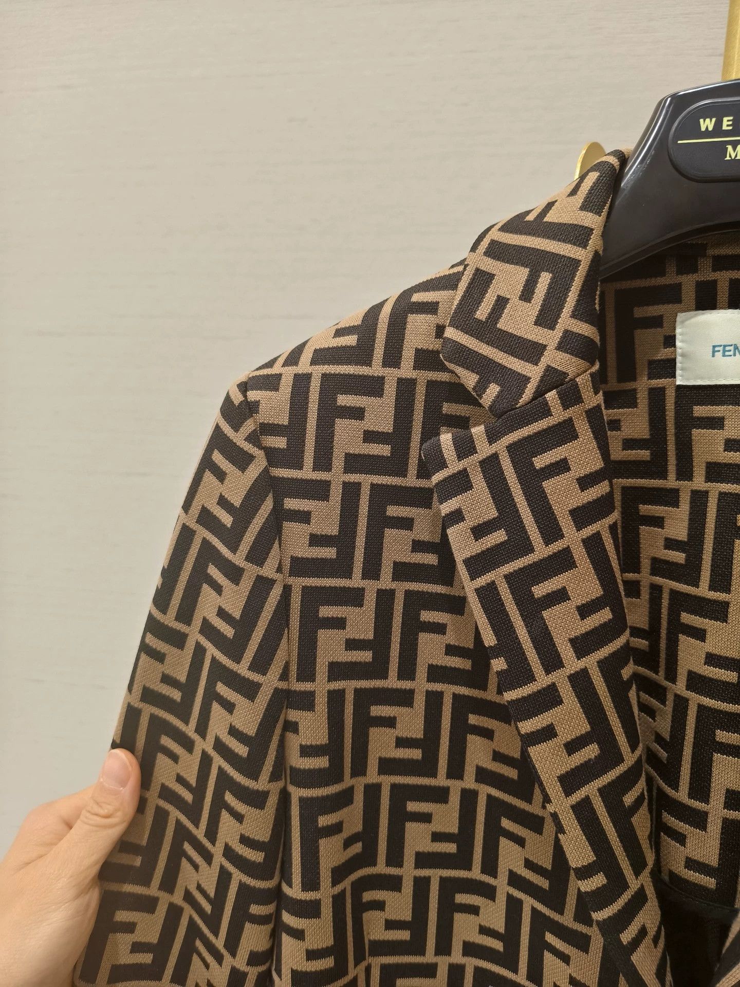 Fendi Fendi FF Logo Jacket Big Kids 12+ 110lbs Worn Twice Size XXS / US 00 / IT 34 - 5 Thumbnail