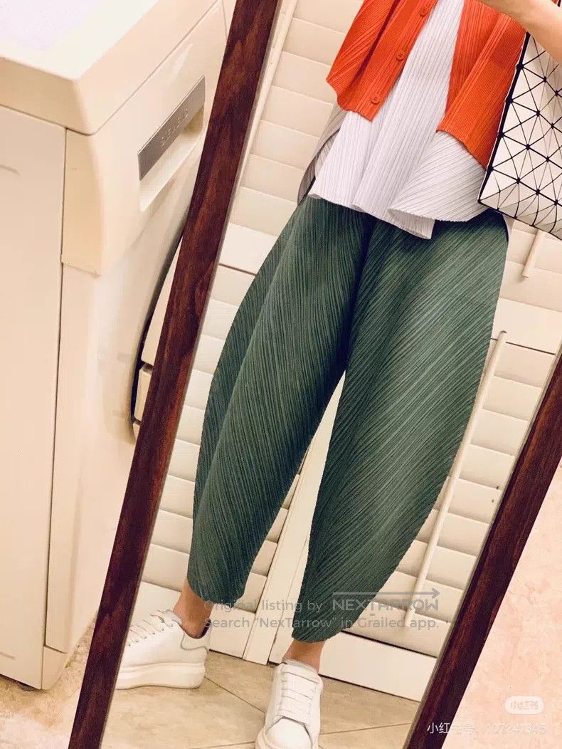 Issey Miyake Issey Miyake size:3 Pleated Viral Statement Pants Size 22" - 6 Thumbnail