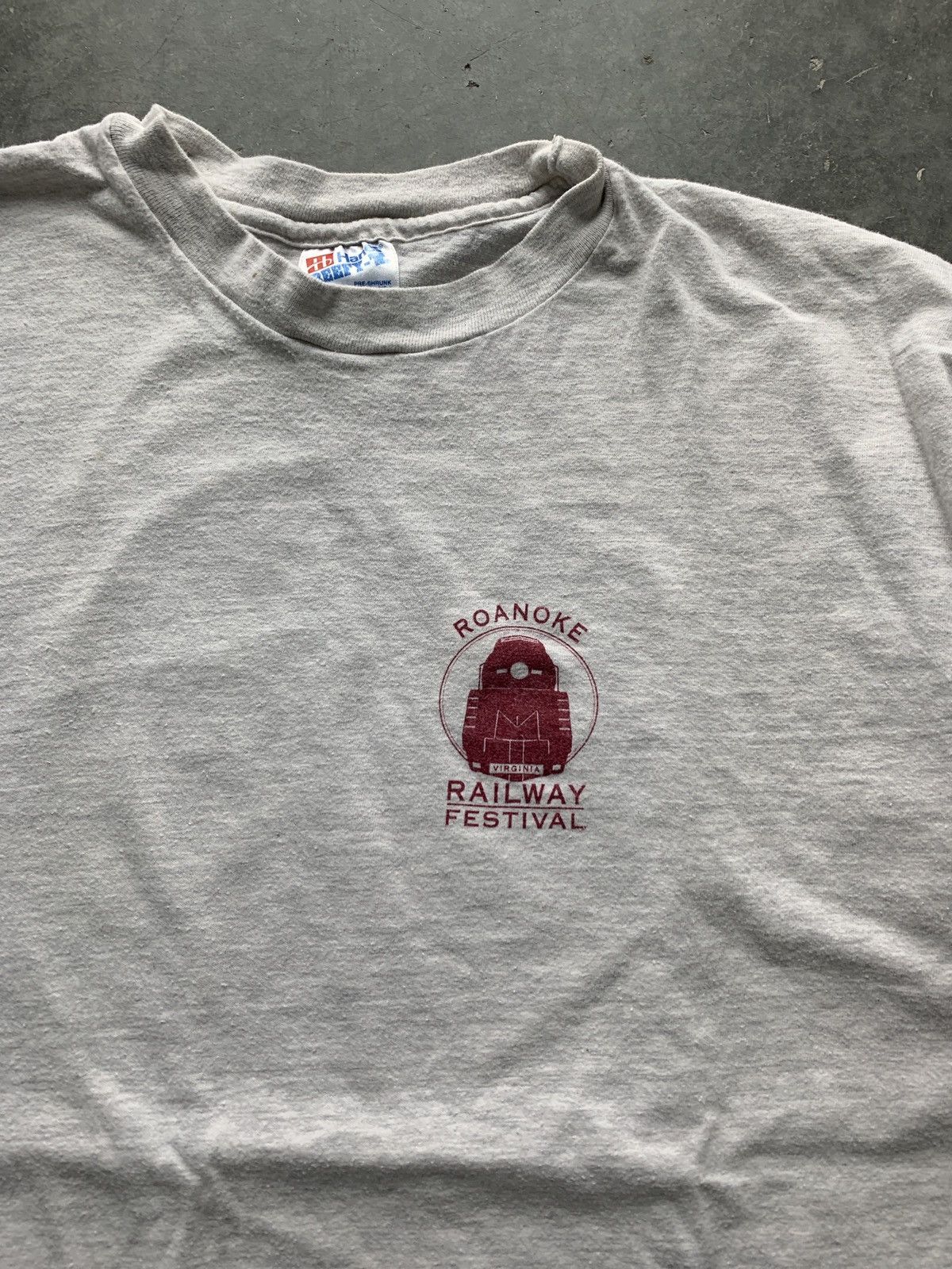 Hanes × Vintage Essential Vintage 90s Hanes Beefy Graphic Tee Roanoke Train Size US XL / EU 56 / 4 - 4 Thumbnail