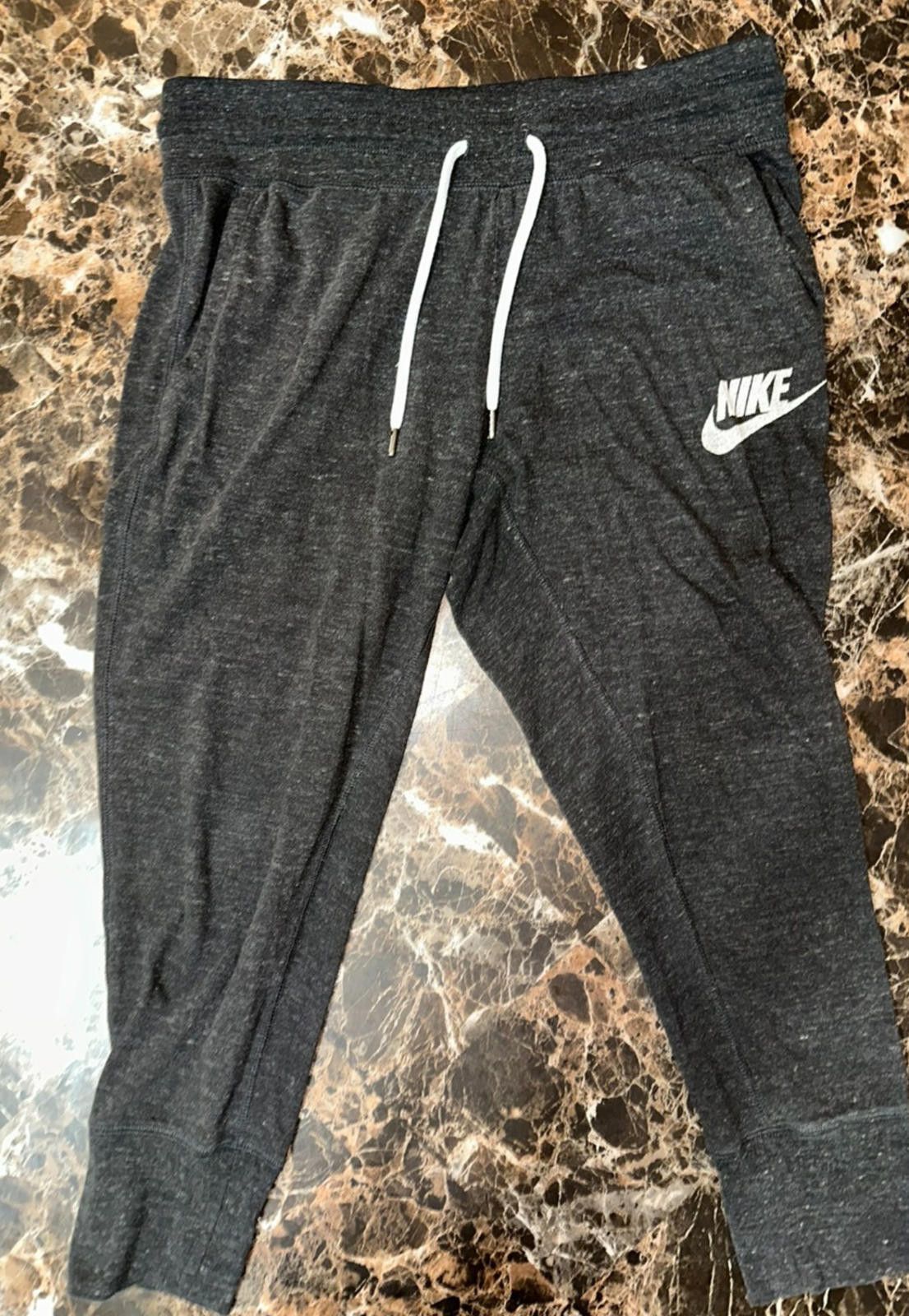 Nike Nike Jogger Sweatpants Charcoal Gray Size M Logo Drawstring Size 32" / US 10 / IT 46 - 1 Thumbnail