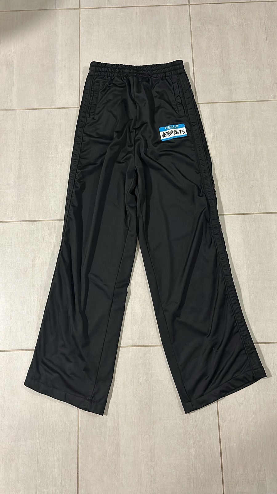 Vetements VETEMENTS ‘MY NAME IS’ TRACKPANTS Size US 30 / EU 46 - 1 Thumbnail