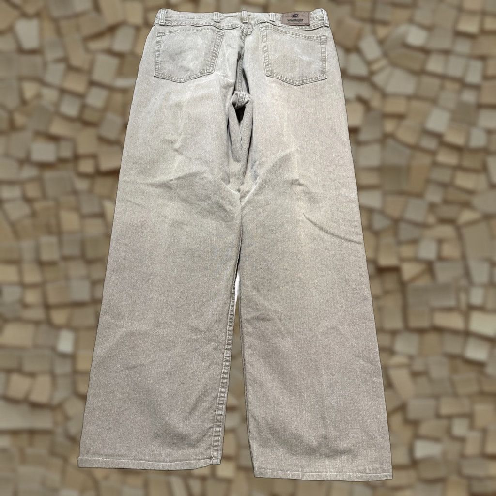 Wrangler Wrangler Jeans, Men's Size 36x28.5, Brown, Straight Leg, 5-Pocket, Medium Wash, Denim, Regular Fit, Cotton, Vintage: No, Brown, Jeans, Men Size US 36 / EU 52 - 1 Thumbnail
