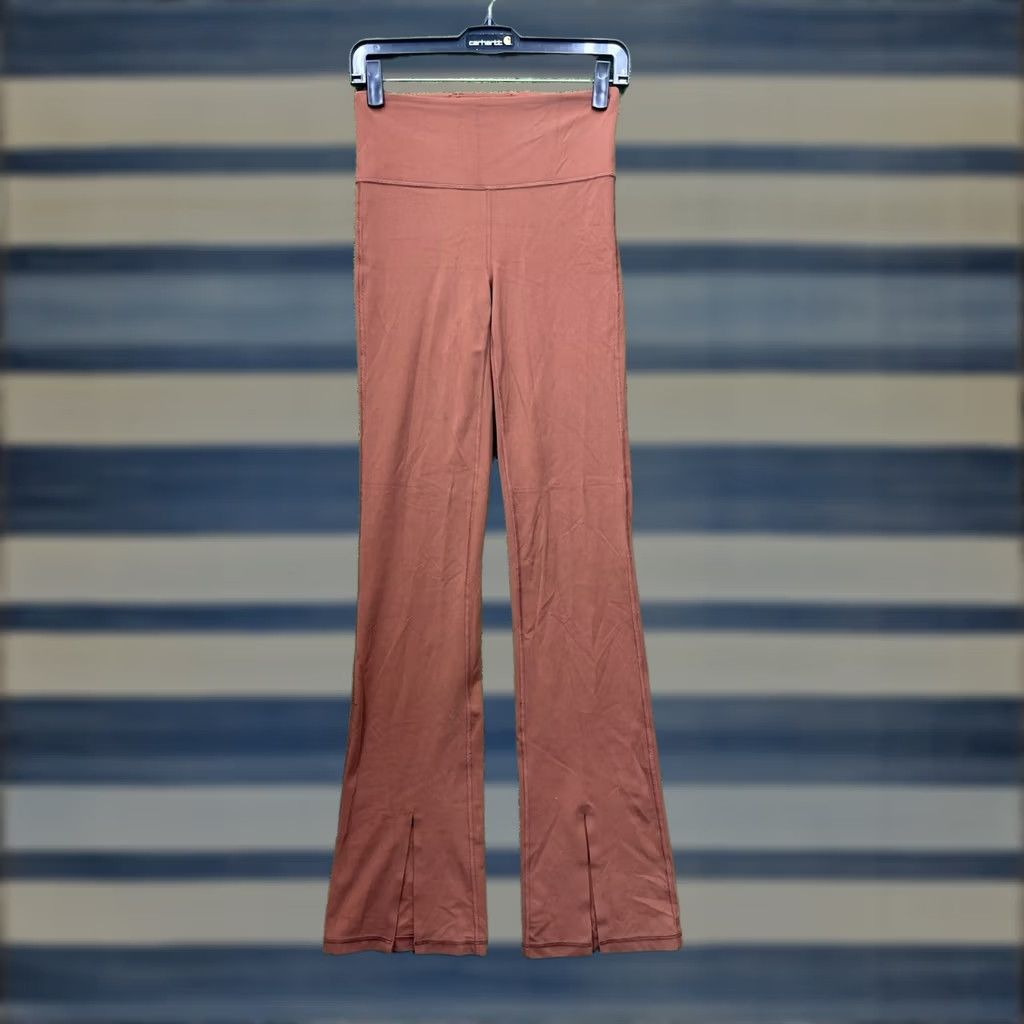 Athleta Athleta Elation Split Flare Pants Women S Tall Lounge Active Yoga Gym Tights Size 28" / US 6 / IT 42 - 1 Thumbnail