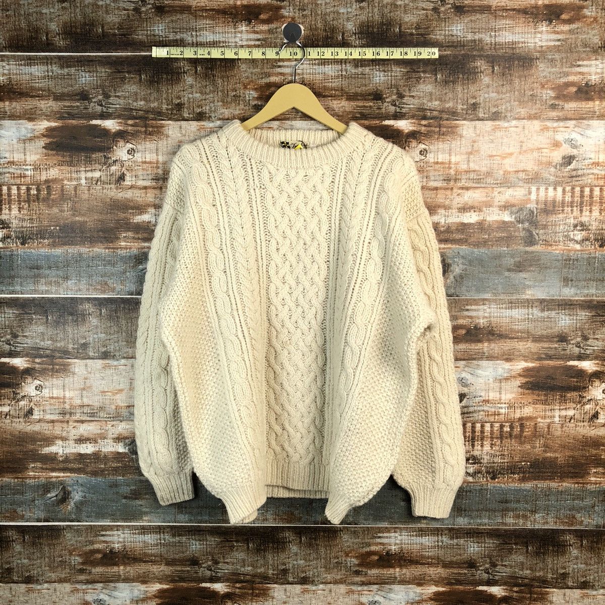 Japanese Brand Traders White Hand knit cable Knitwear #A2285 Size US L / EU 52-54 / 3 - 1 Thumbnail