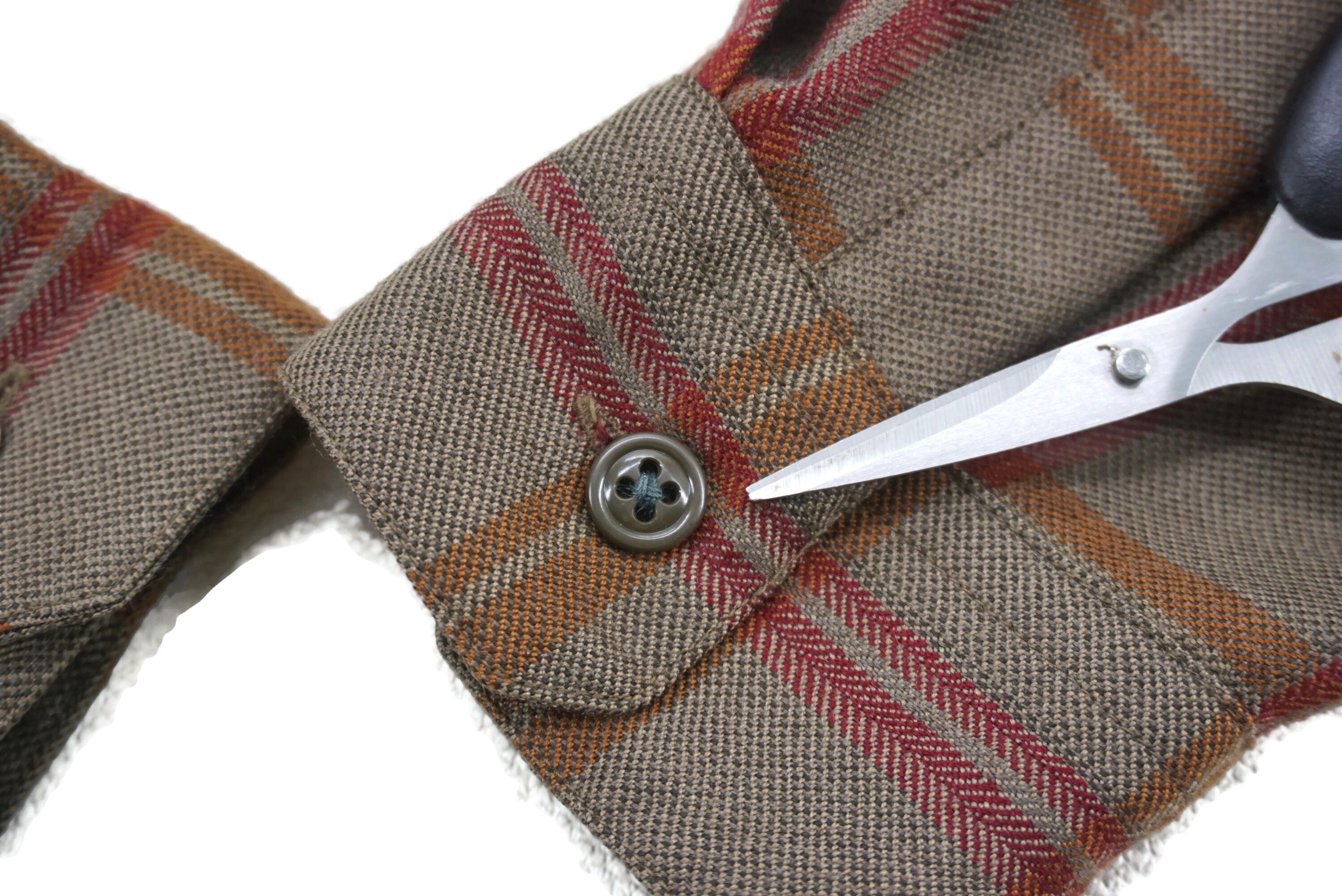 Pierre Balmain Vintage Plaid Wool Button Down Shirt Made in Japan Size US M / EU 48-50 / 2 - 11 Thumbnail
