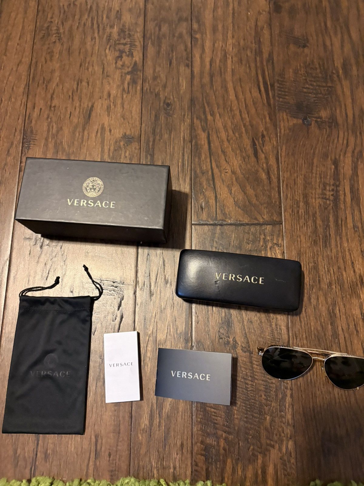 Versace authentic Versace Gold medusa plated sunglasses!!! Size ONE SIZE - 1 Thumbnail