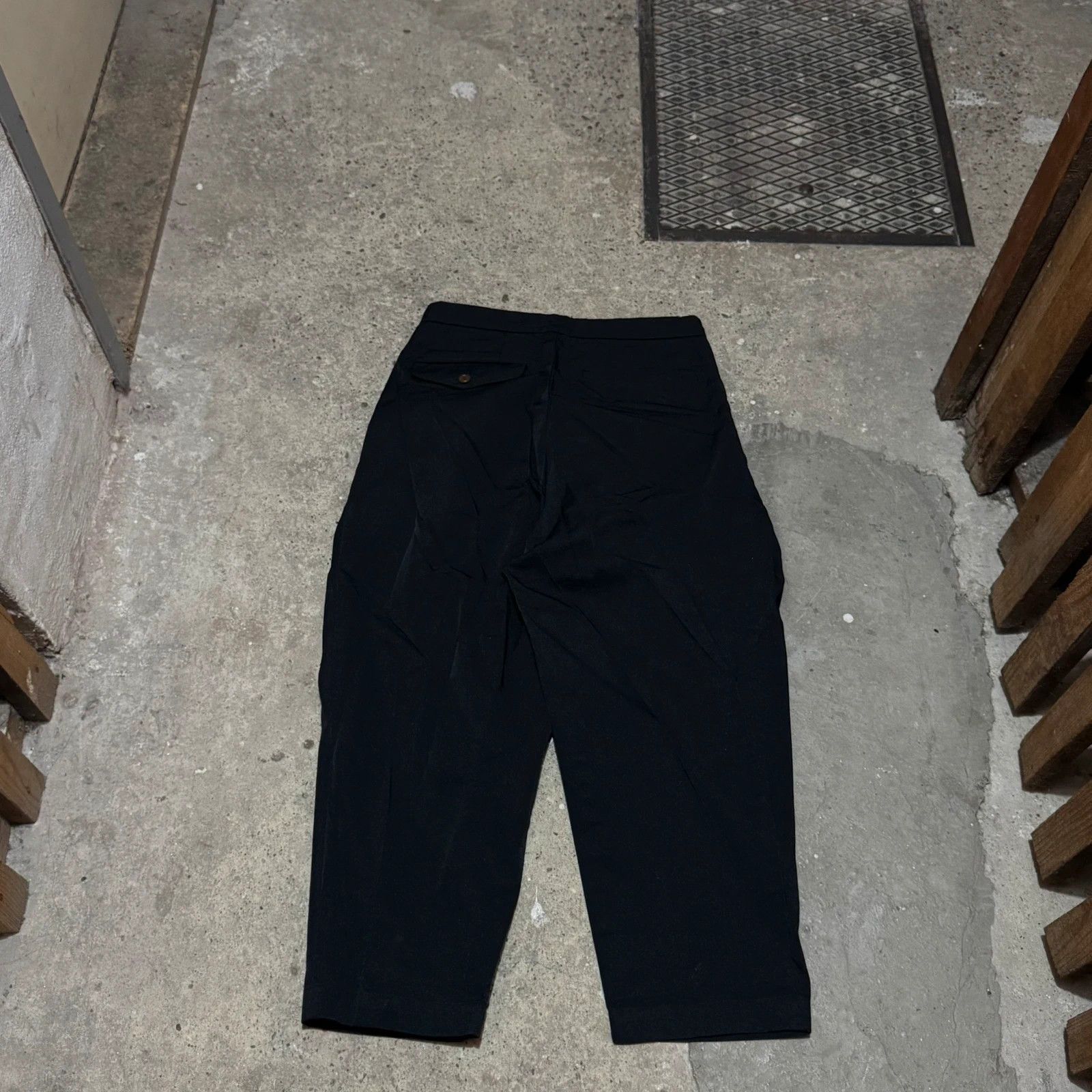 Comme des Garcons Comme des Garçons ballon cropped pants Size US 27 - 5 Thumbnail
