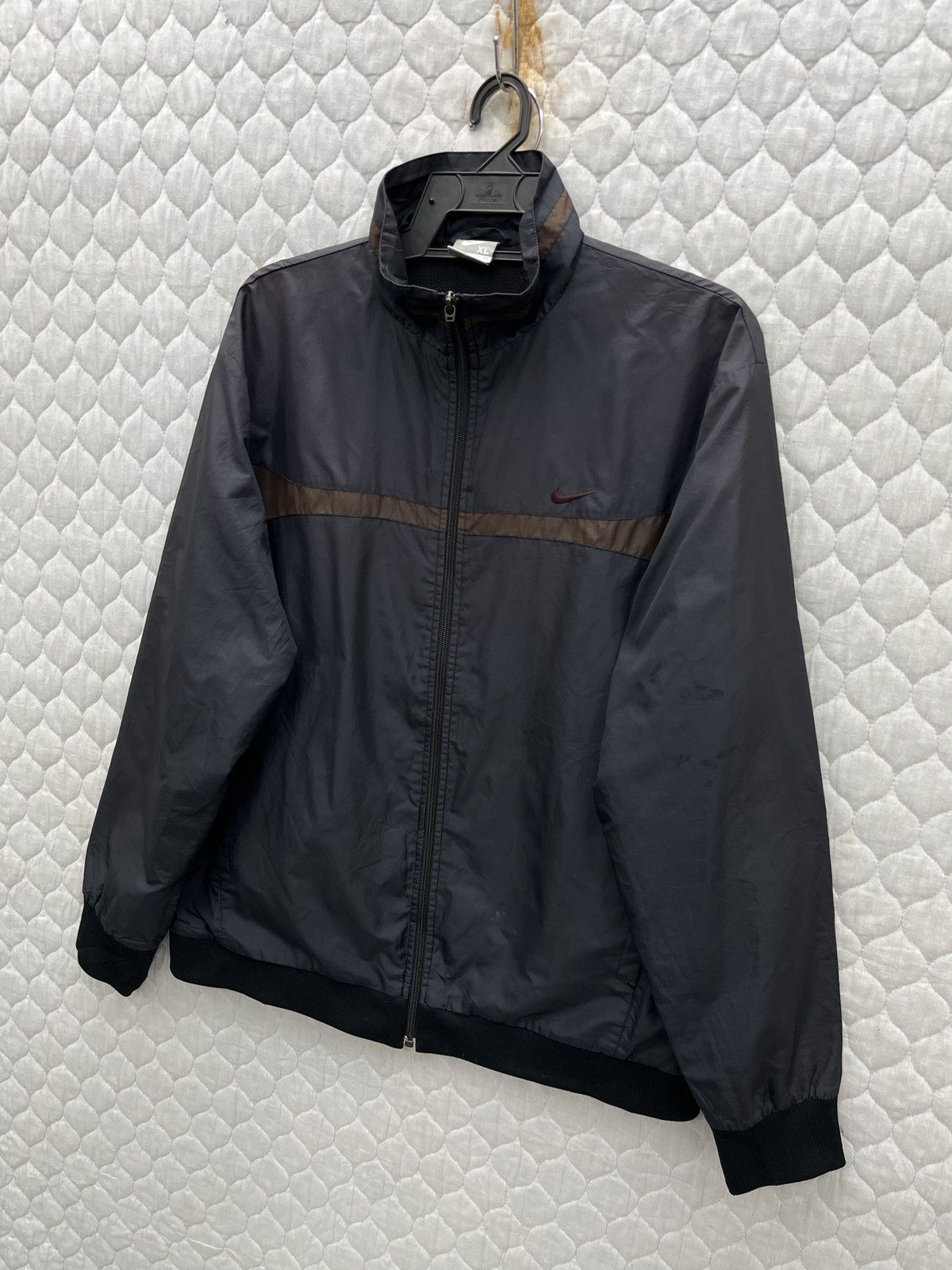 Nike 🔥🔥🔥STEALS NIKE WINDBREAKER Size US L / EU 52-54 / 3 - 3 Thumbnail