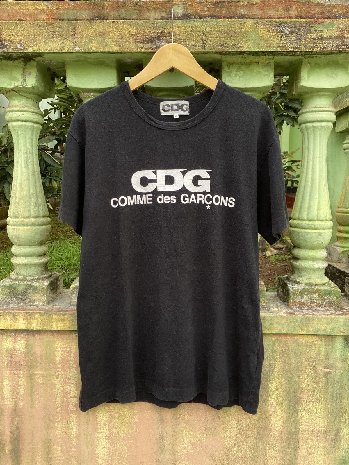 Comme des Garcons CDG BLACK TEE Size US XL / EU 56 / 4 - 1 Thumbnail