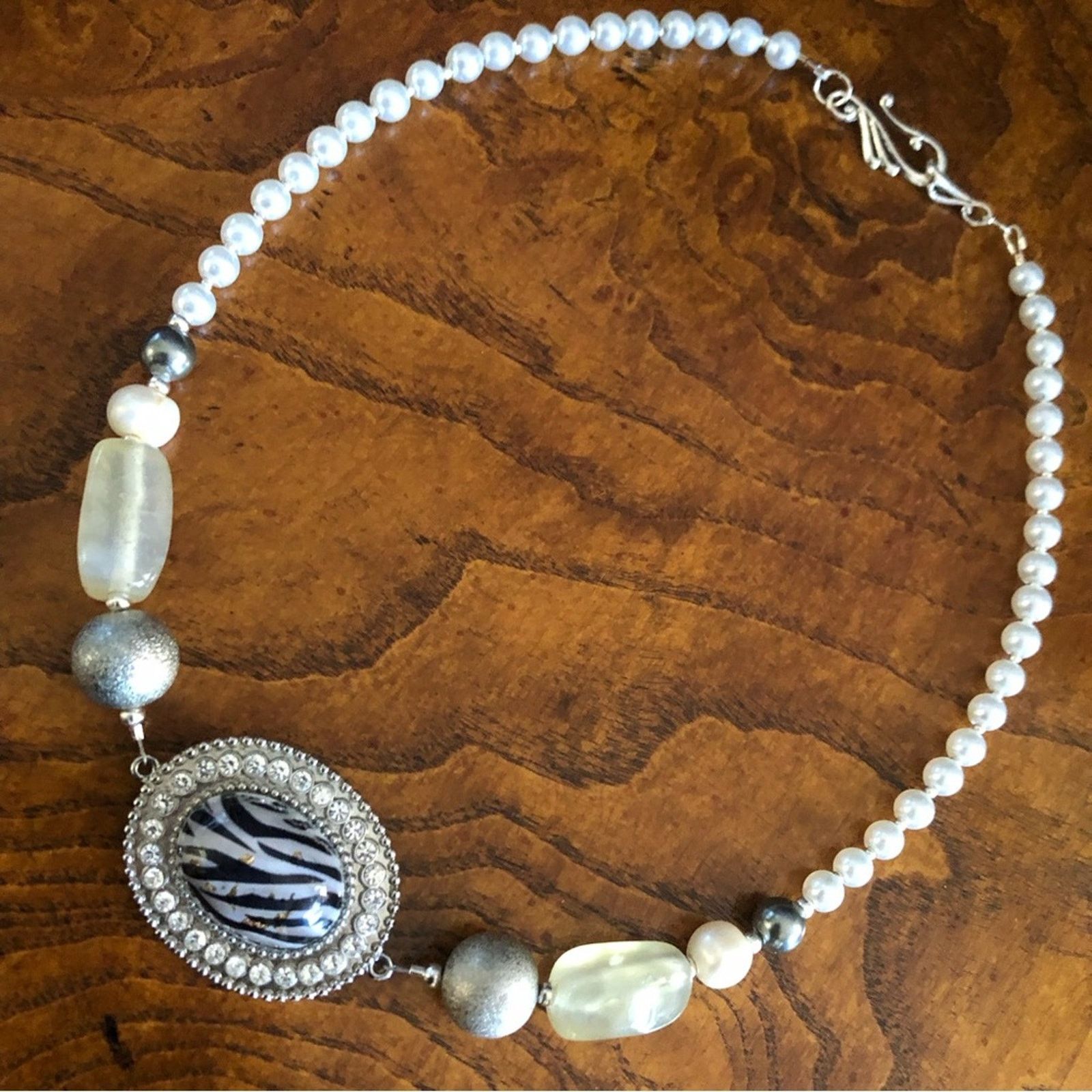 Handmade Handcrafted repurpose animal print halo Pearl necklace Size ONE SIZE - 8 Thumbnail