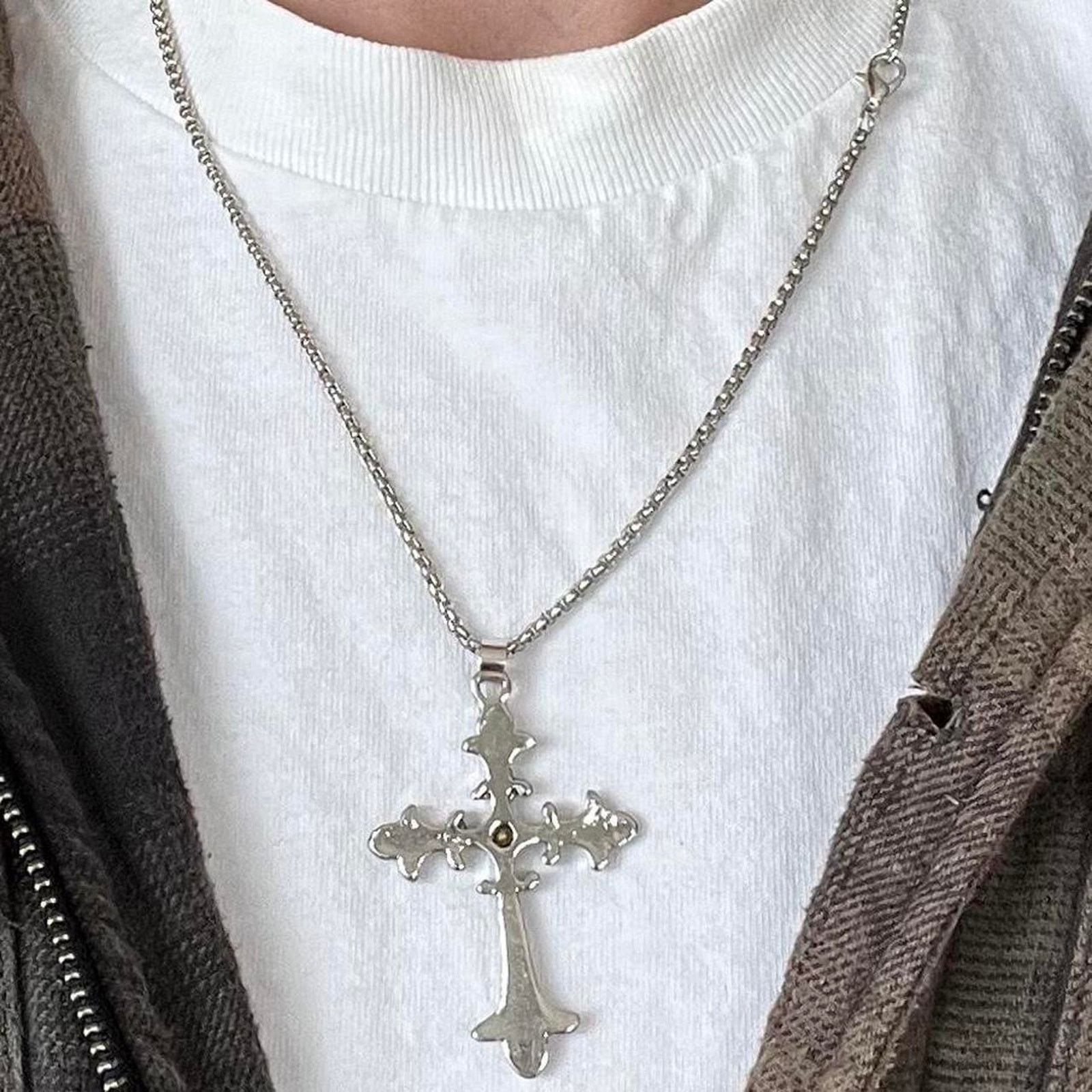 Vintage Y2k 2000s grunge heavy metal punk gothic emo cross necklace Size ONE SIZE - 2 Thumbnail