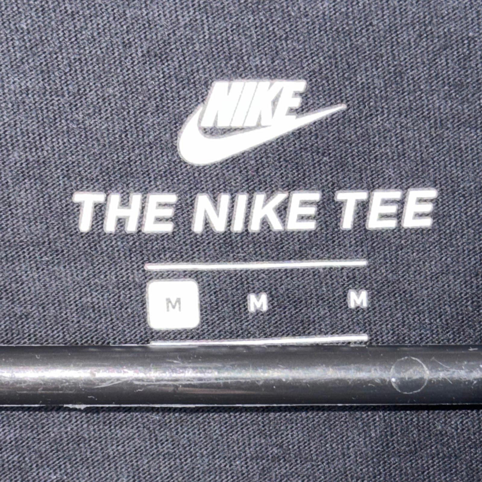 Nike The Nike Tee Colorblock Medium T-Shirt with Logo Size US M / EU 48-50 / 2 - 7 Thumbnail