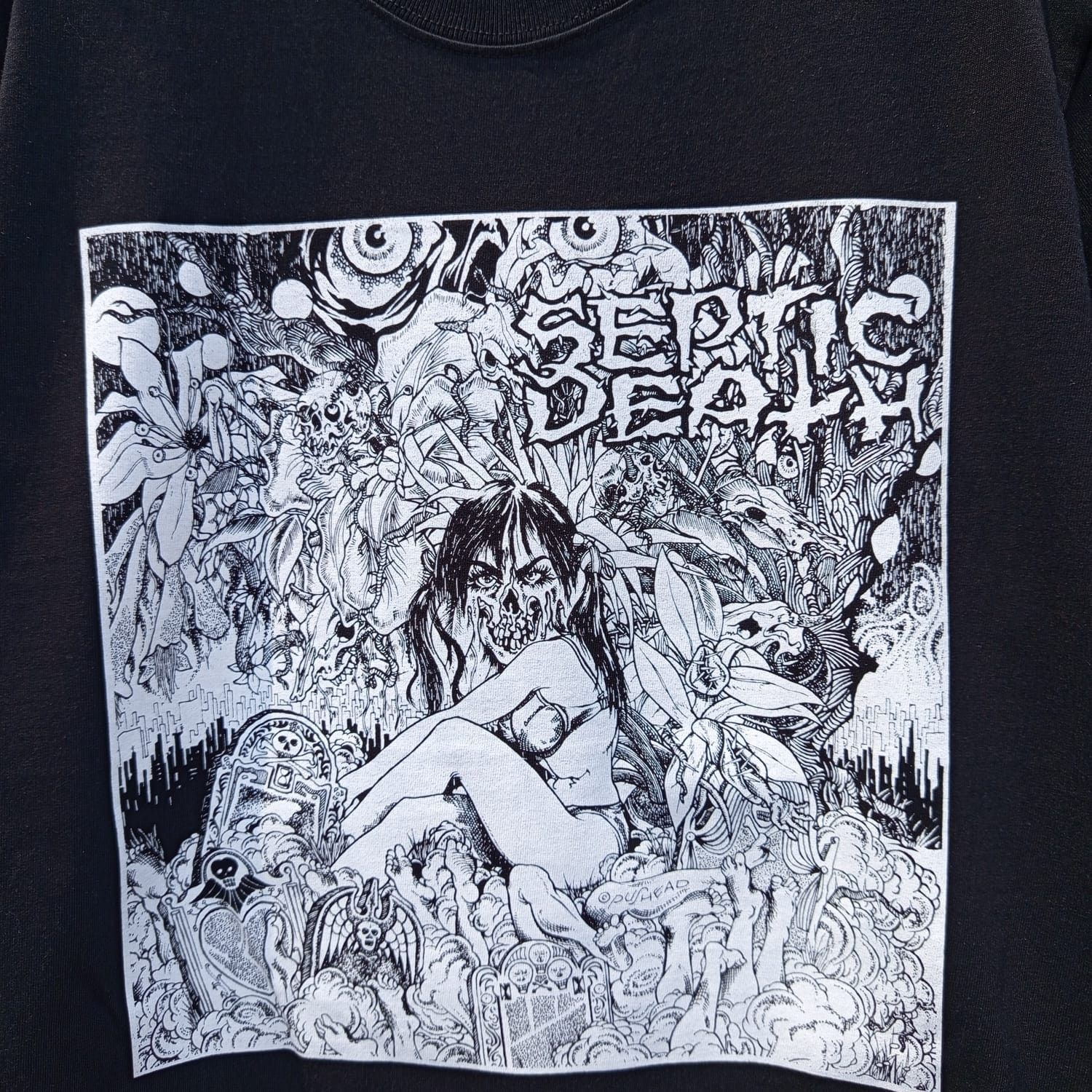 Band Tees Septic Death Pushead T-Shirt Size US XL / EU 56 / 4 - 4 Thumbnail