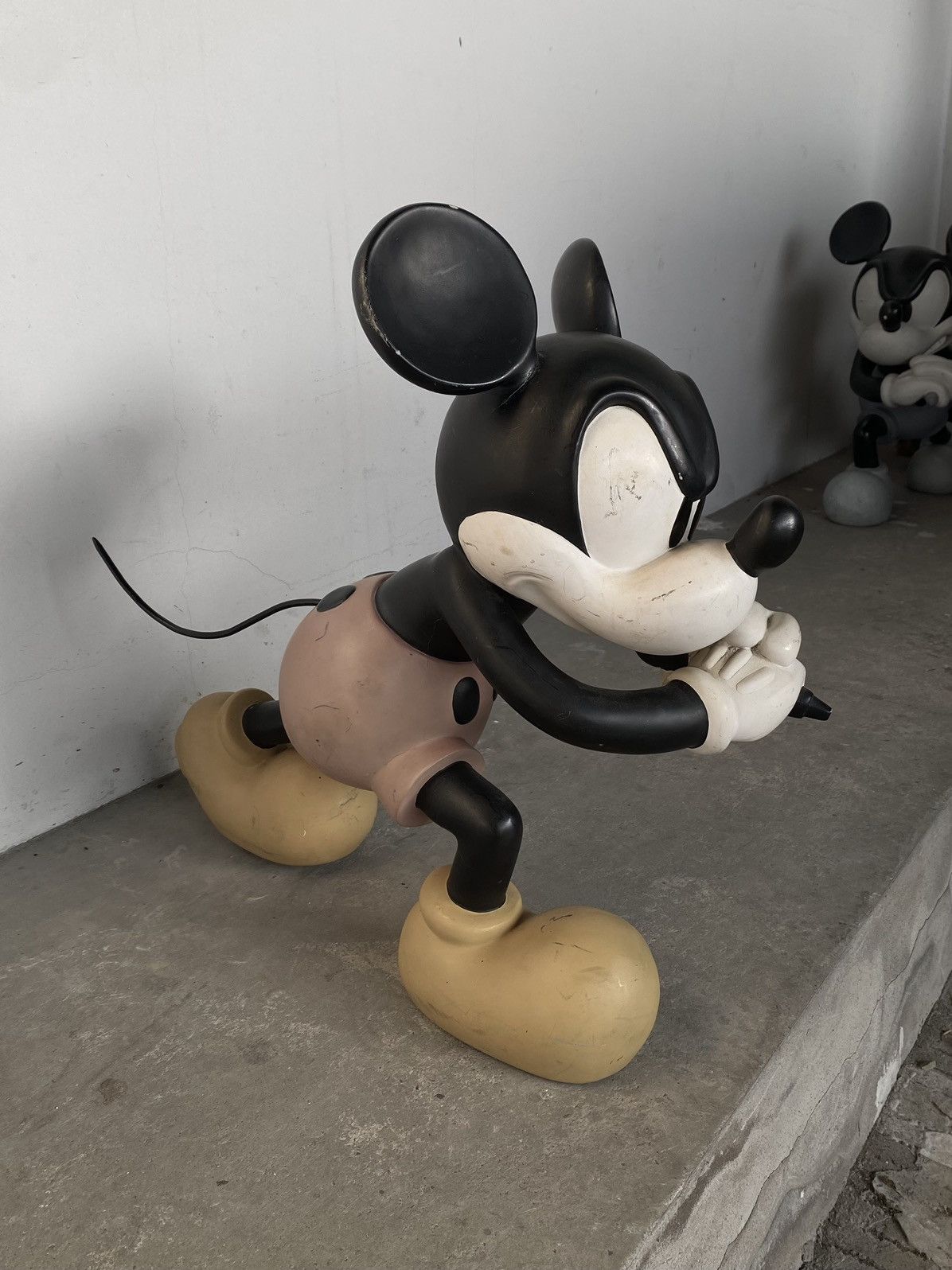Disney × Number (N)ine Number (N)ine x Mickey Mouse 9th Anniversary Vinyl Figure Size ONE SIZE - 6 Thumbnail