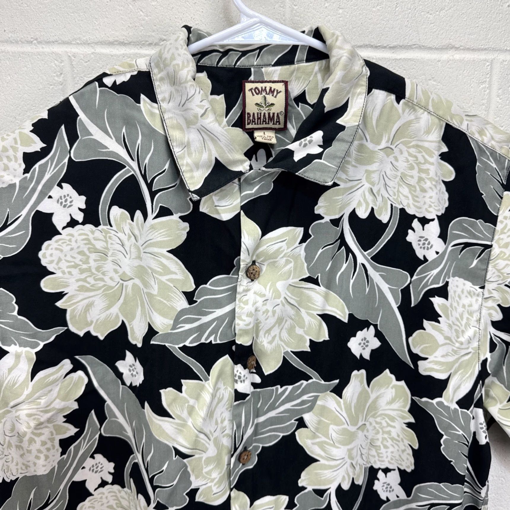 Tommy Bahama Tommy Bahama Floral Silk Button-Down Camp Shirt Mens Large Multicolor Hawaiian Beach Size US L / EU 52-54 / 3 - 6 Thumbnail