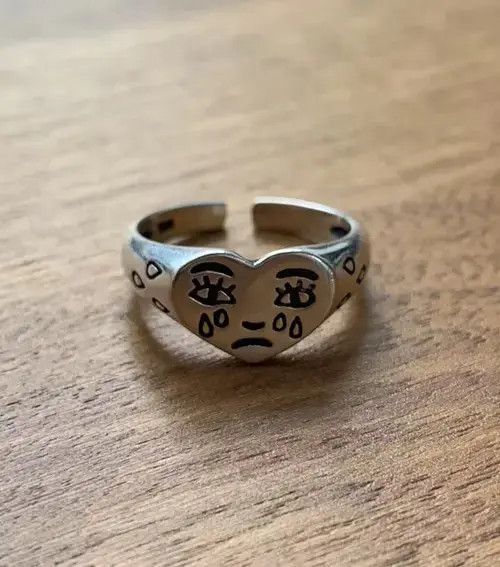 Jewelry Silver Ring - Crying Heart Size ONE SIZE - 1 Thumbnail
