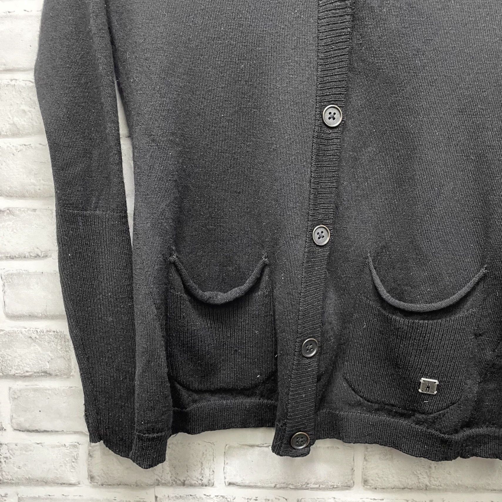 Smartwool Smartwood black button up wool cardigan sweater Womens Size M (collar needs fix) Size M / US 6-8 / IT 42-44 - 3 Thumbnail