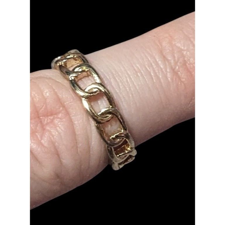 Other Punk Chain Link Shaped Gold Tone Fashion Ring Size 7 3/4 Size ONE SIZE - 4 Thumbnail