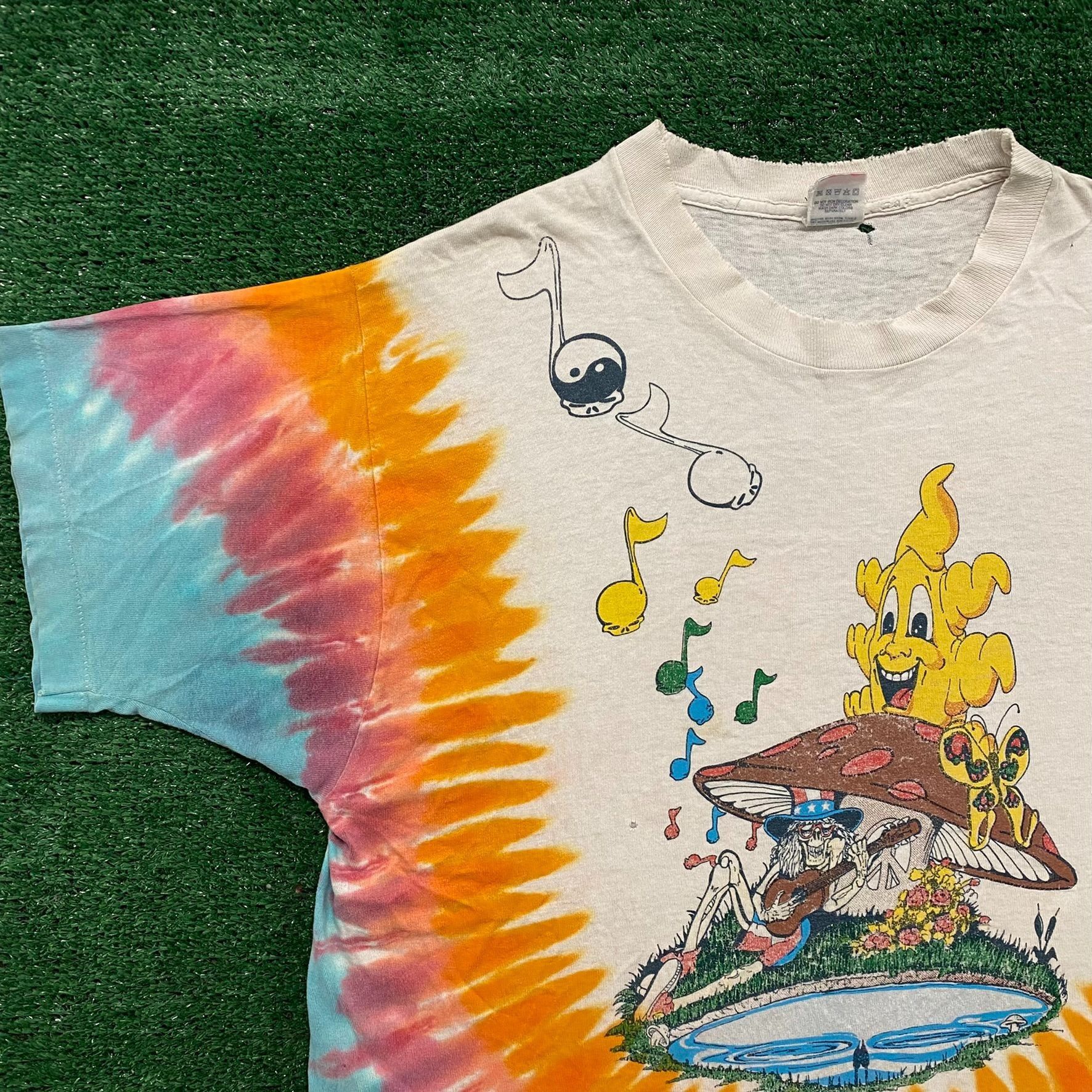 Band Tees Crazy Vintage 90s Grateful Dead Single Stitch Band T-Shirt Size US XL / EU 56 / 4 - 2 Thumbnail