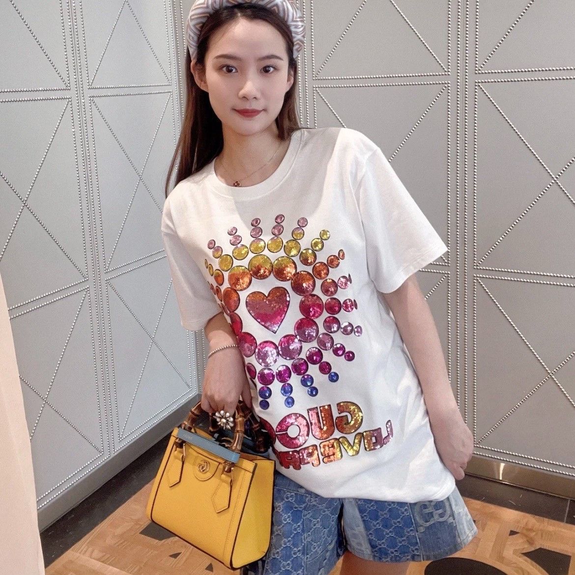 Gucci Gucci White new love scale short sleeves 2501-Nextarrow Size US XL / EU 56 / 4 - 8 Thumbnail