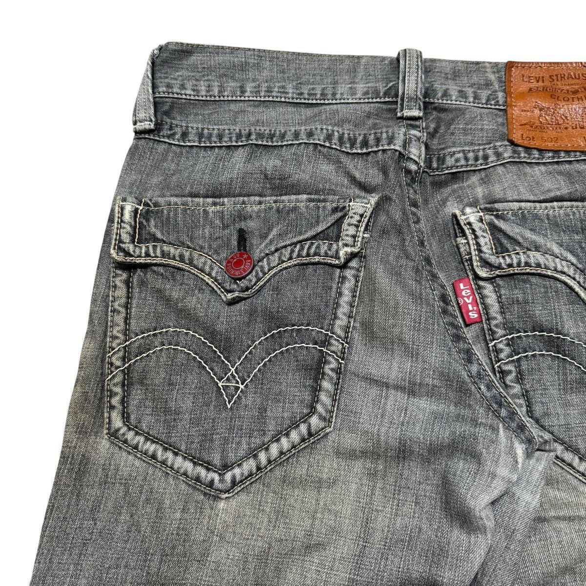 Levi's Vintage Levis 502 Big Pocket Distressed Jeans Size US 34 / EU 50 - 12 Thumbnail