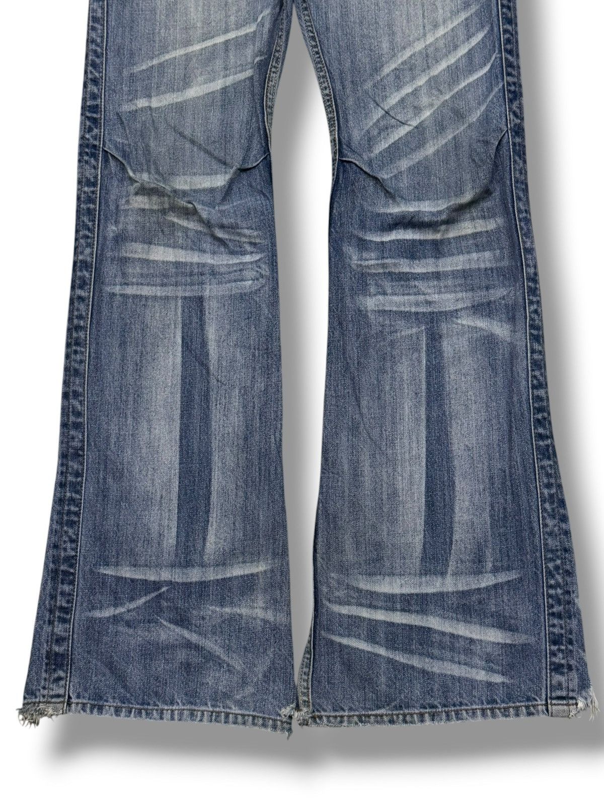 Japanese Brand Vintage Root Three Y2K Japanese-style Distressed Denim | W30 Size 30" / US 8 / IT 44 - 6 Thumbnail