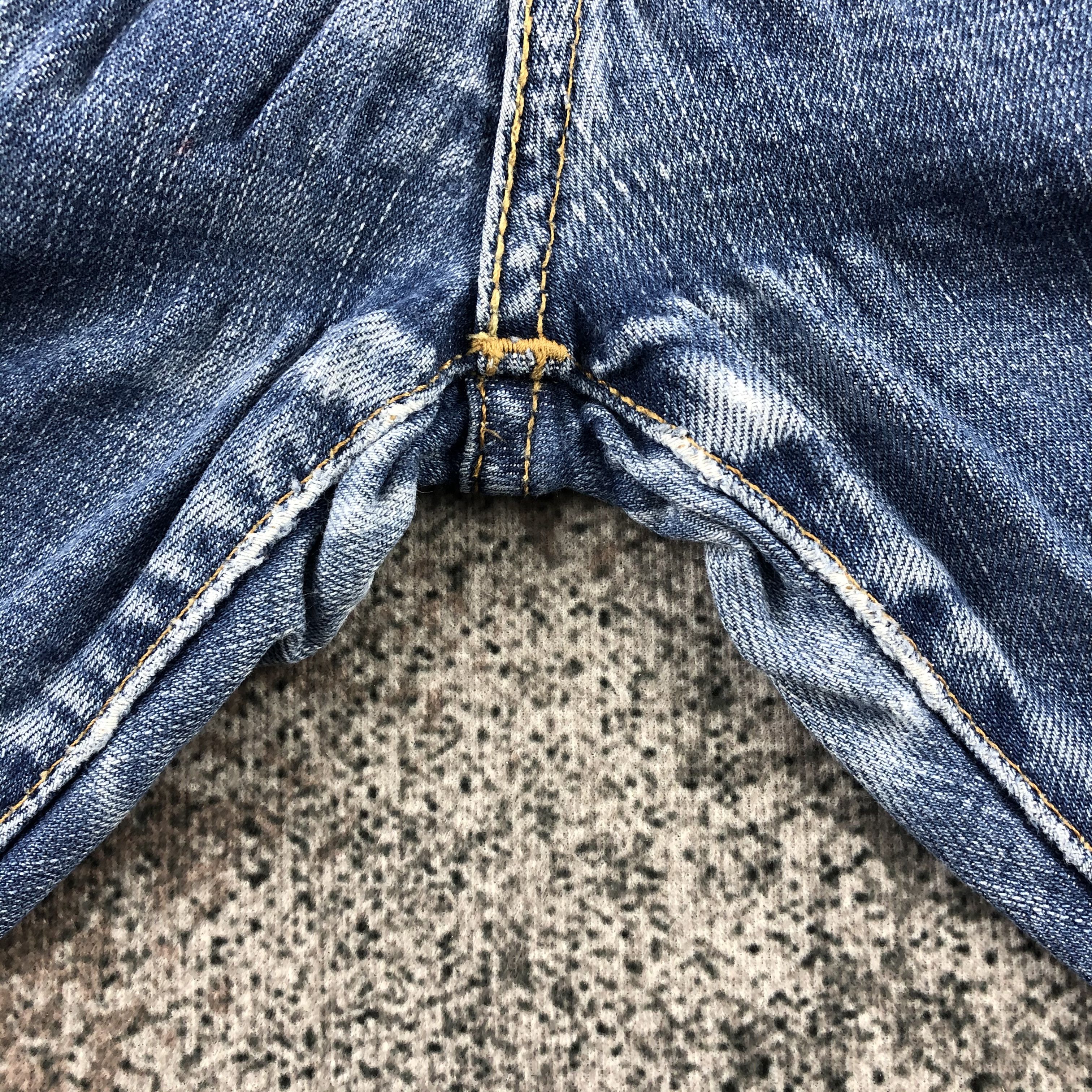 Levi's Vintage Levis 512 Jeans Blue Wash Denim KJ874 Size US 32 / EU 48 - 8 Thumbnail