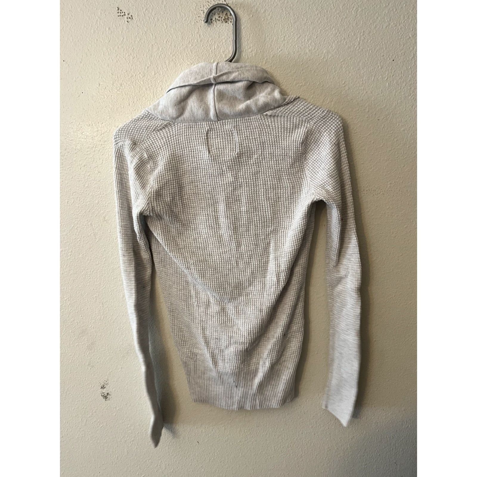 American Eagle Outfitters VINTAGE American Eagle Cardigan Sweater Knit Button Gray Small Women Adult S Cardigan Womens Size S / US 4 / IT 40 - 2 Thumbnail