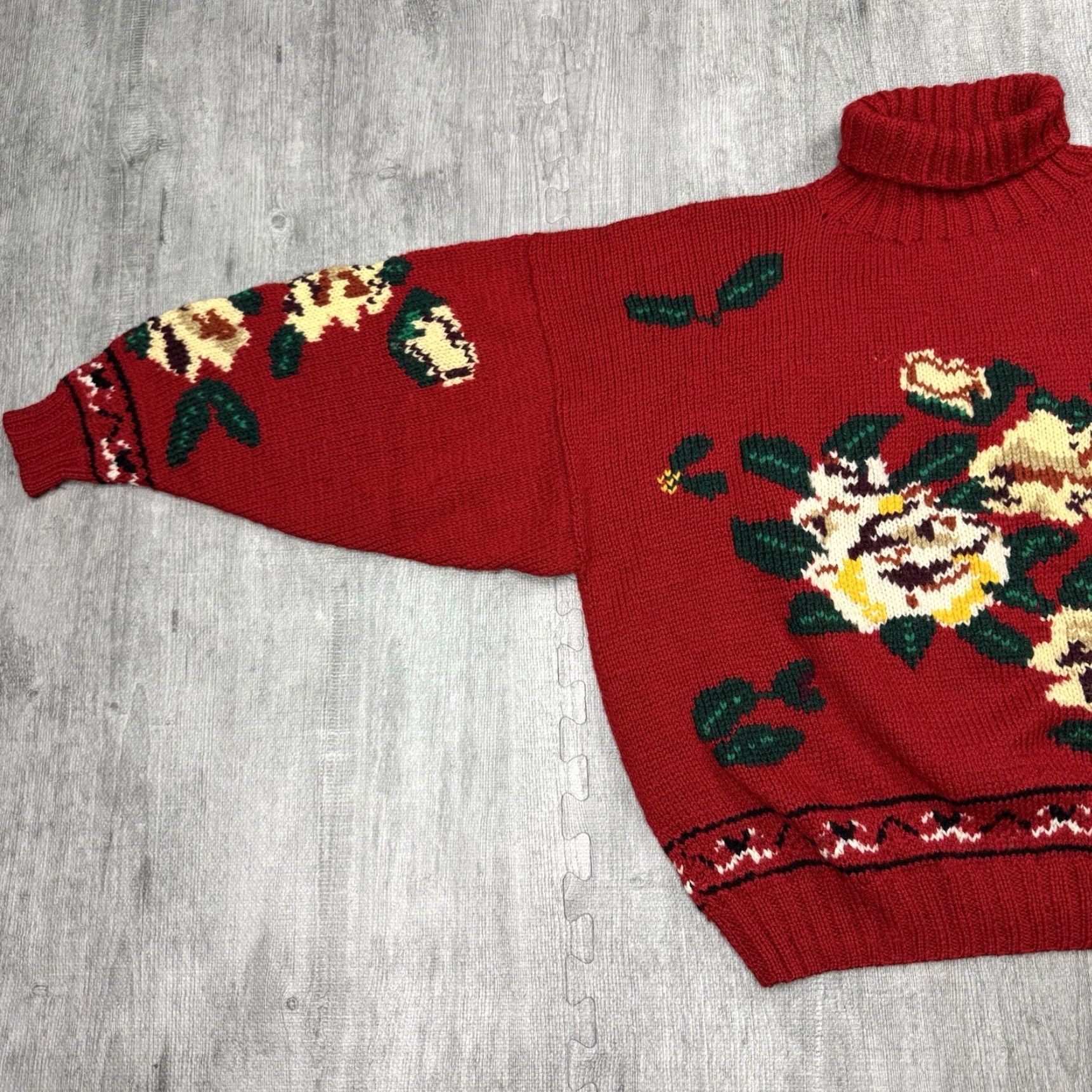 Vintage VINTAGE 1980s Harwood Crafts Wool Floral Chunky Knit Turtleneck Sweater L/XL Womens Red Heavy Hand Knit Size L / US 10 / IT 46 - 3 Thumbnail