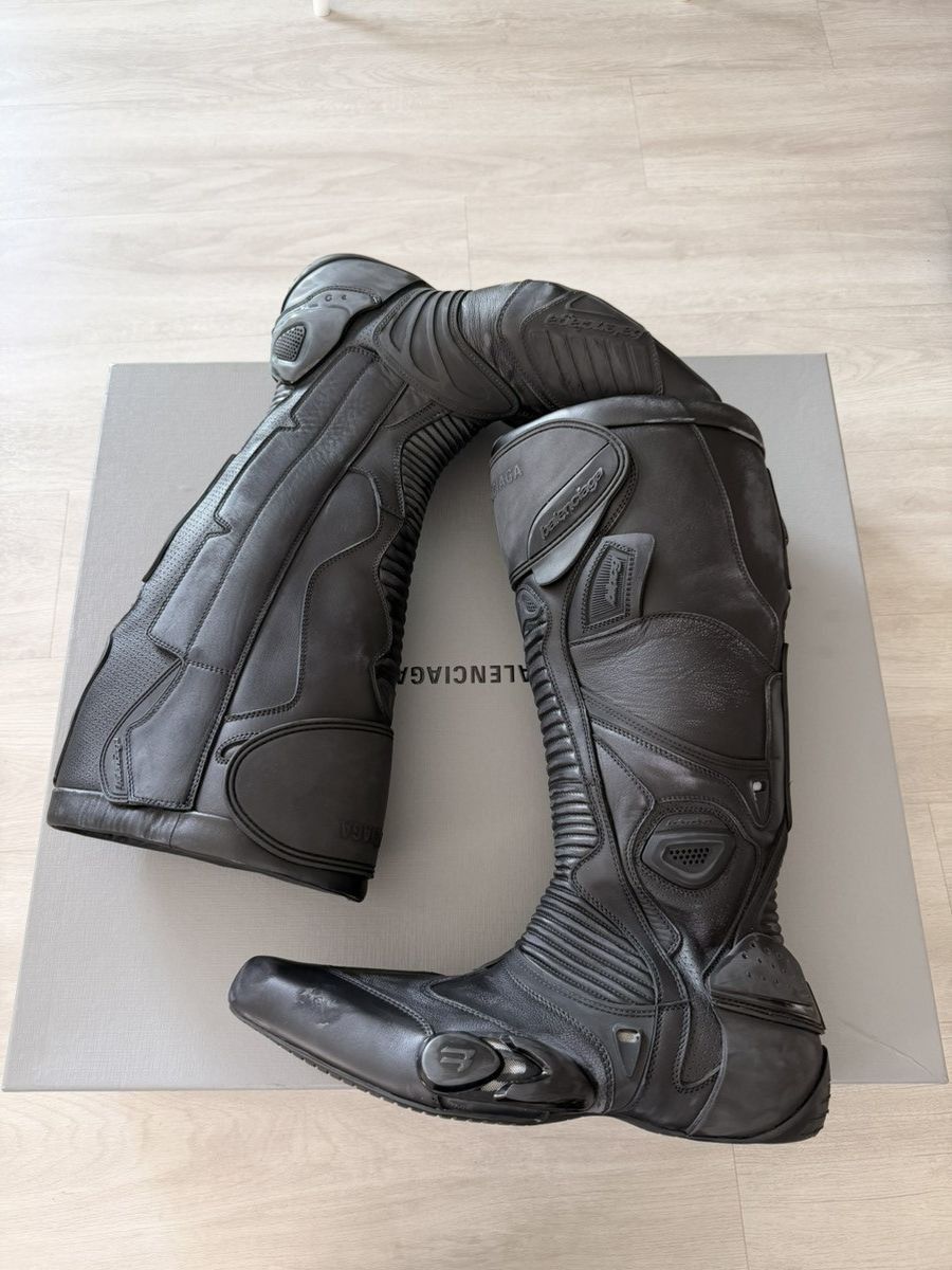 Balenciaga FW23 Runway Motor Boots Size US 9 / EU 42 - 2 Thumbnail