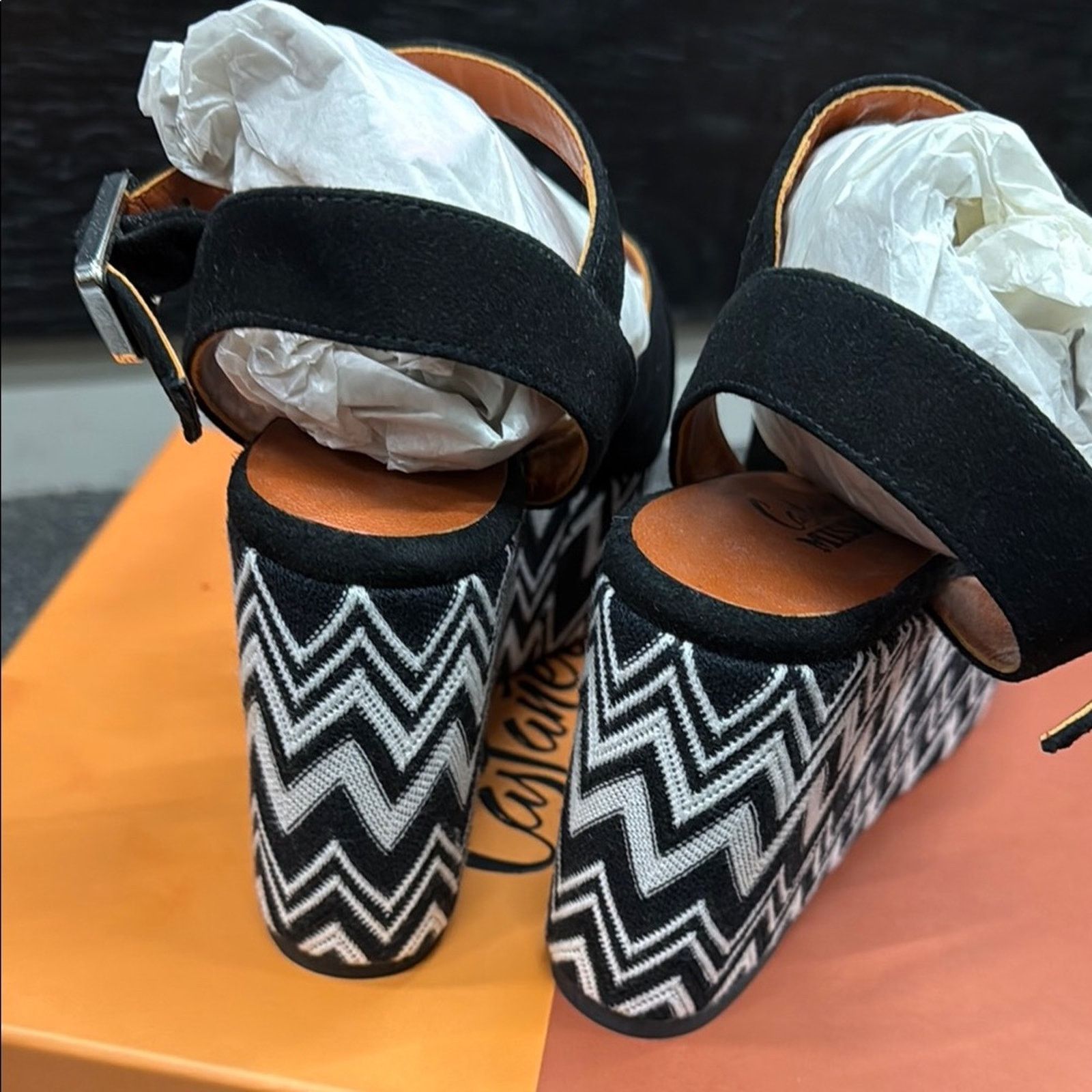 Missoni NWT Missoni Black White Zigzag Platform Wedges Size 36 US 6 Size US 6 / IT 36 - 6 Thumbnail