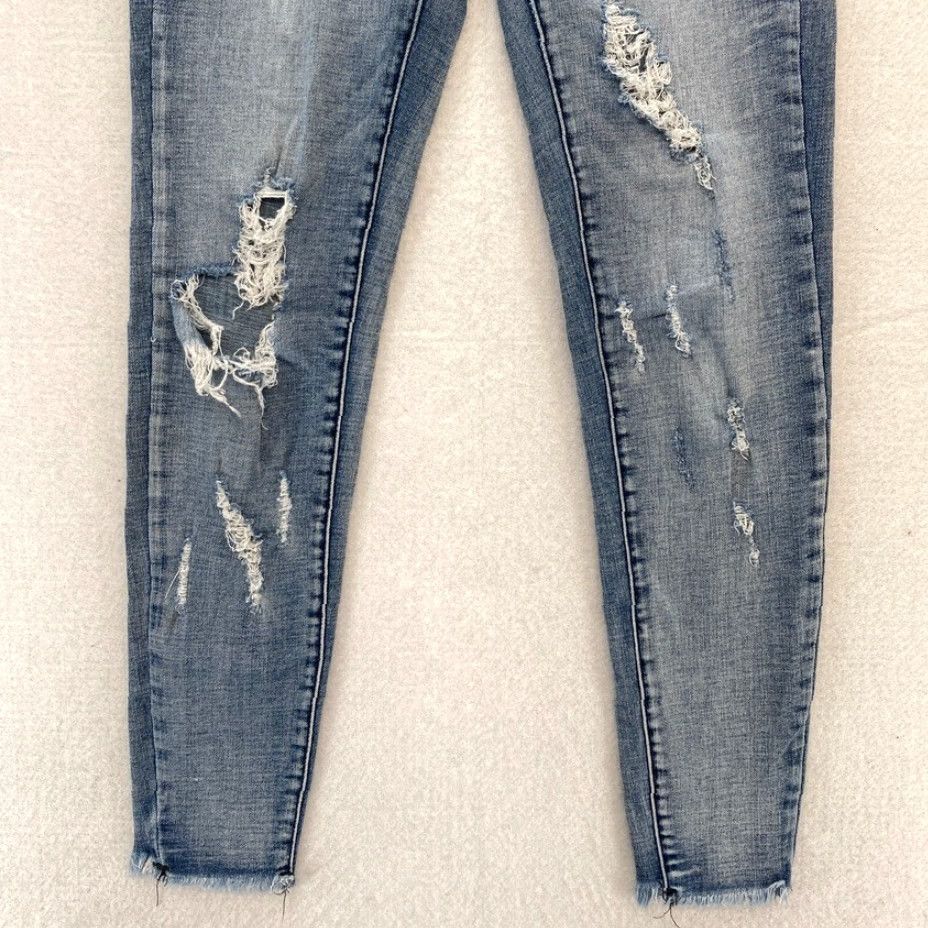 Vintage KanCan Jeans Women's 25 Light Wash Blue Stretch Denim Skinny Ankle Distressed Size 42" / US 20 - 3 Thumbnail