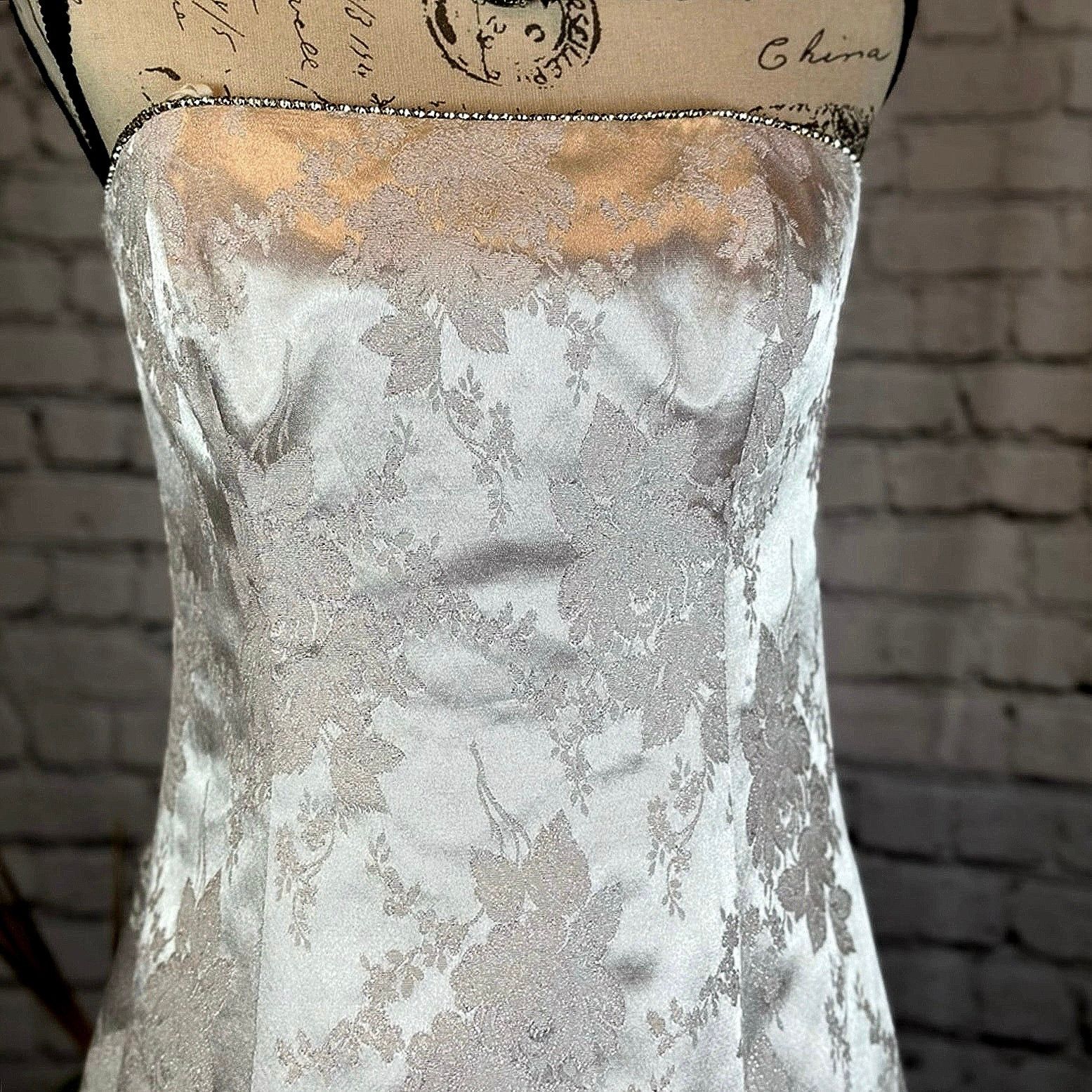 Other Jump Apparel Co Wendye Chaitin White Gown 9/10 Jr 8 Women’s Size M / US 6-8 / IT 42-44 - 7 Thumbnail