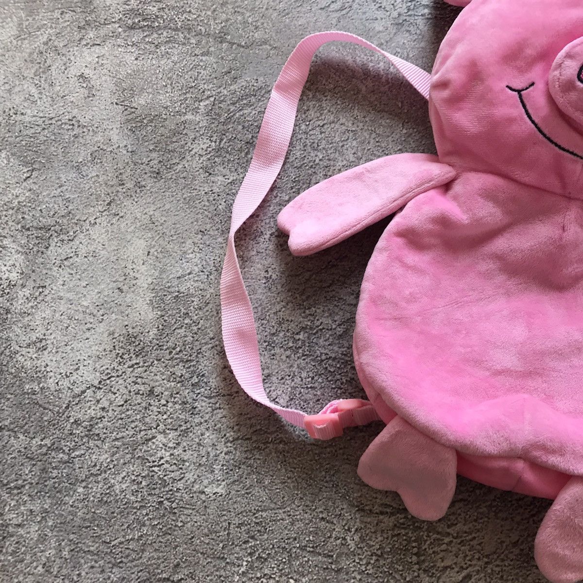 If Six Was Nine VINTAGE PIG BAGGY BACKPACK TOY BALENCI STYLE STREETWEAR Y2K Size ONE SIZE - 3 Thumbnail