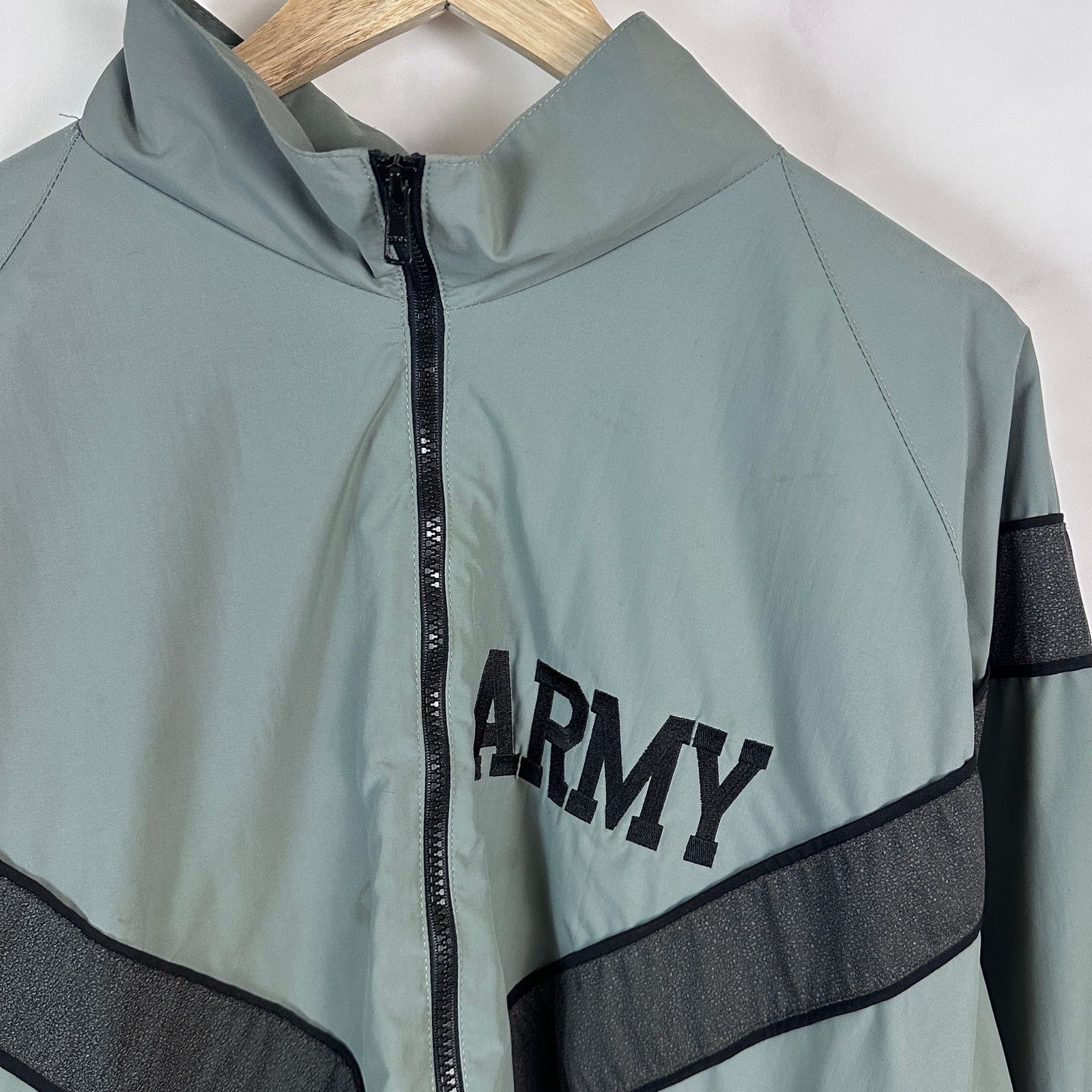 Vintage U.S. Army IPFU Nylon Zip-Up Jacket Size US L / EU 52-54 / 3 - 2 Thumbnail
