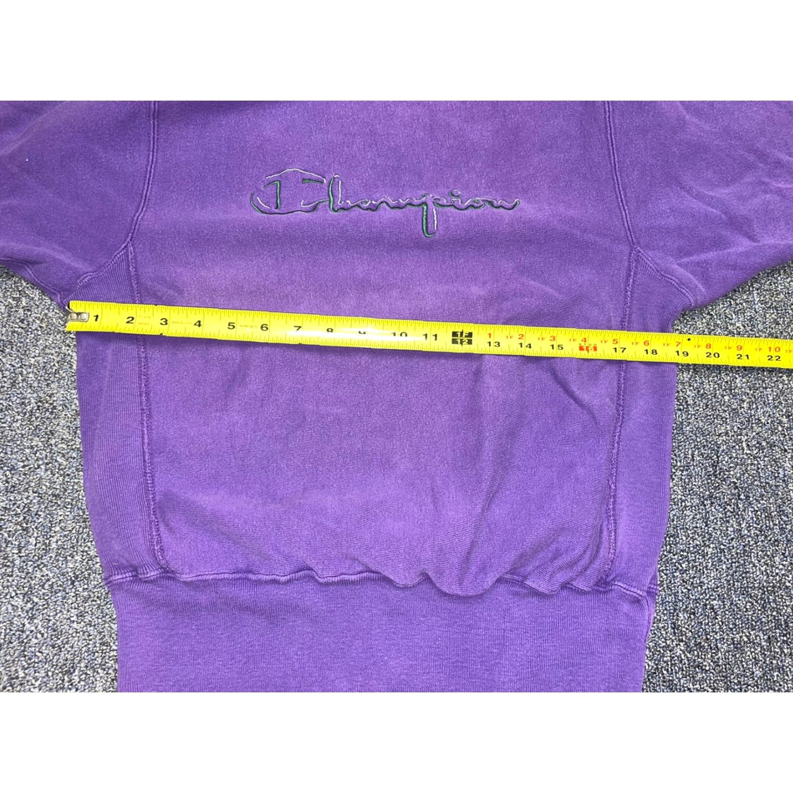 Champion VINTAGE Champion Sweatshirt Mens M Reverse Weave USA Made 90s Purple Size US M / EU 48-50 / 2 - 3 Thumbnail