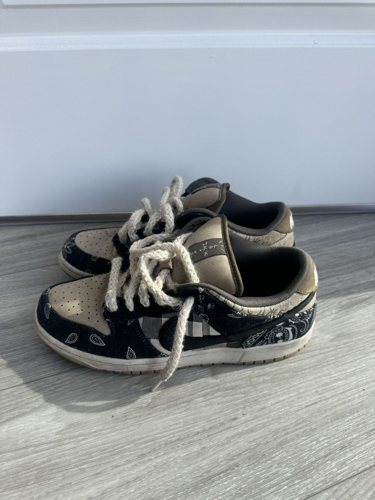 Nike × Nike SB × Travis Scott Travis Scott Nike Sb Low Dunk Size US 10 / EU 43 - 12 Thumbnail