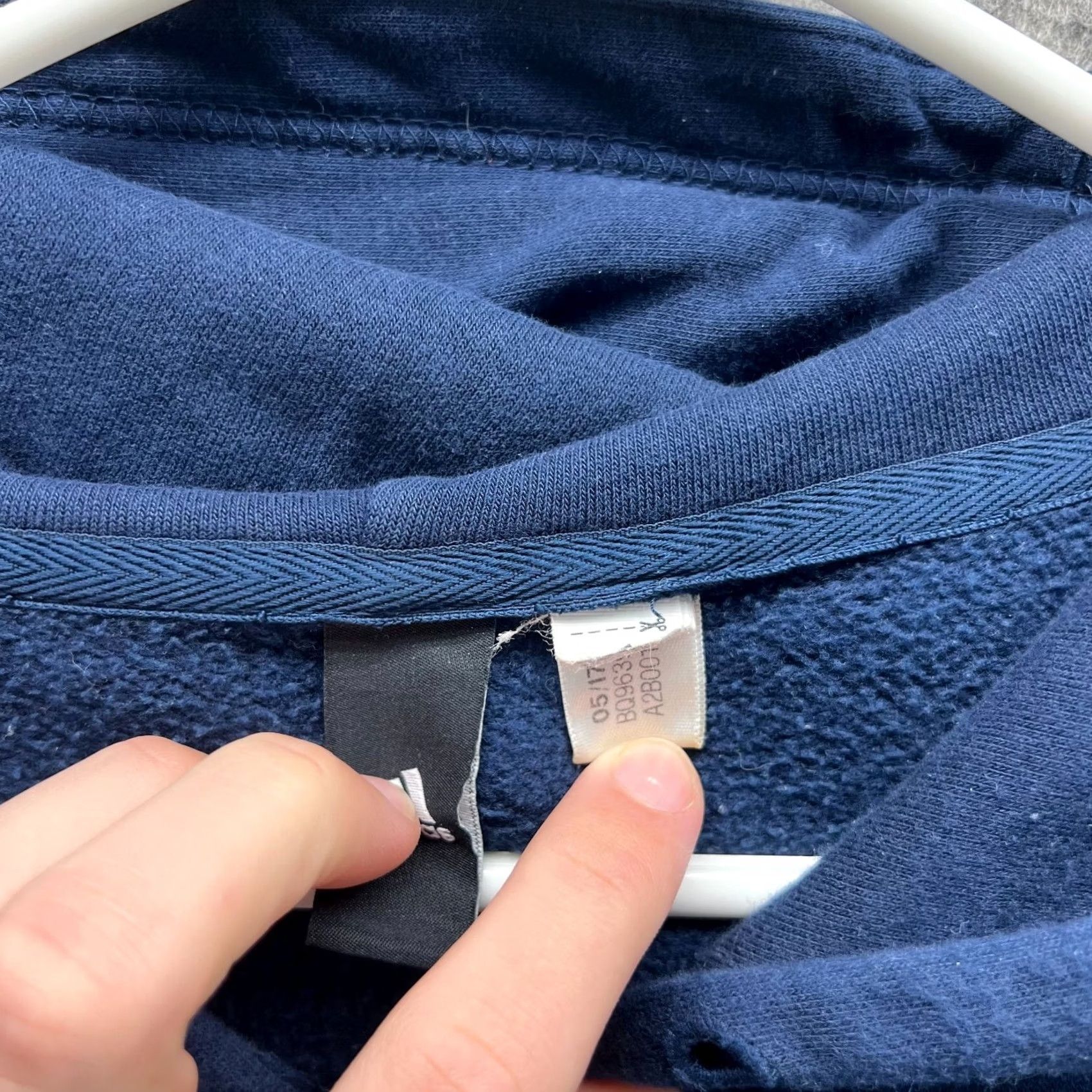 Adidas VINTAGE adidas Sweater Men XL Blue Full Zip Hooded Pullover NFL? (Note: Original title doesn’t include NFL) Size US XL / EU 56 / 4 - 7 Thumbnail