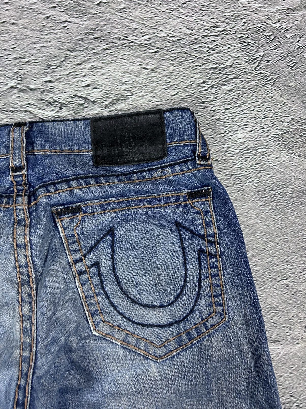 True Religion True Religion navy blue jeans thick stitching Bobby Size US 34 / EU 50 - 2 Thumbnail