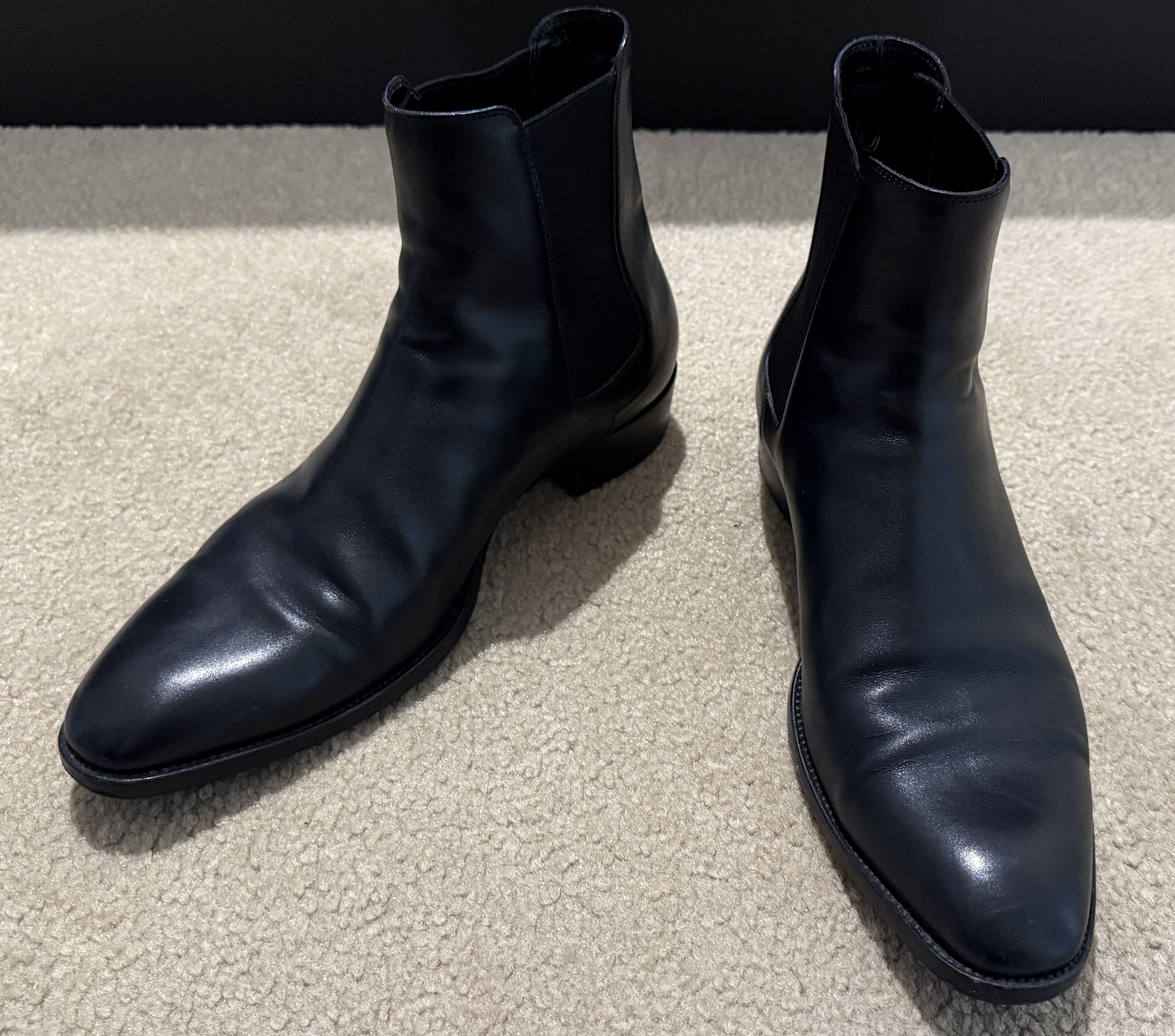 Saint Laurent Wyatt 30 Chelsea Boots | Grailed