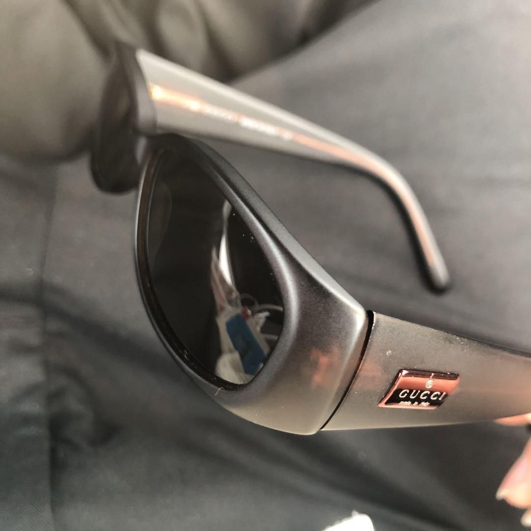 Gucci × Vintage ✨ Y2K Gucci Small Sunglasses Clear Grey GG2452
