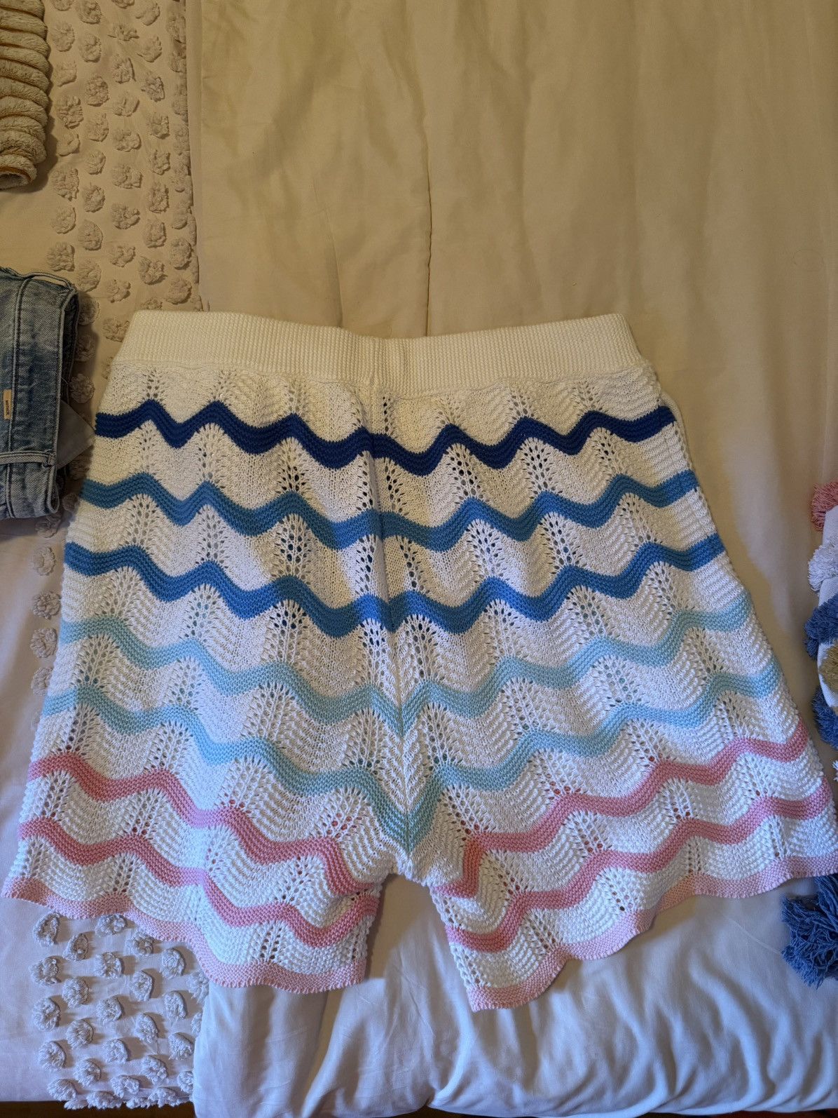 Casablanca Wave Crocheted Shorts (sz XL)